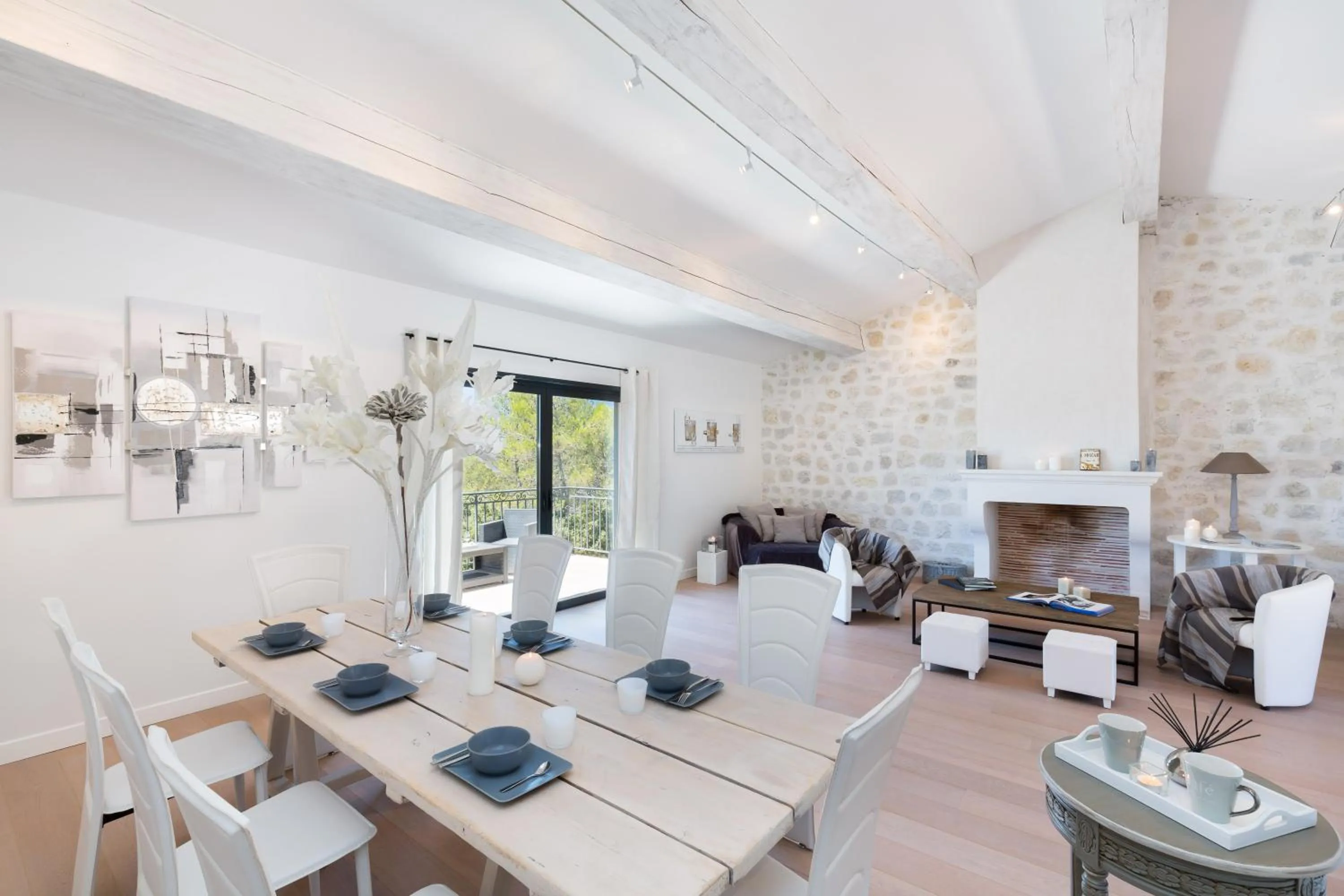 Living room in Château Rasque - Teritoria