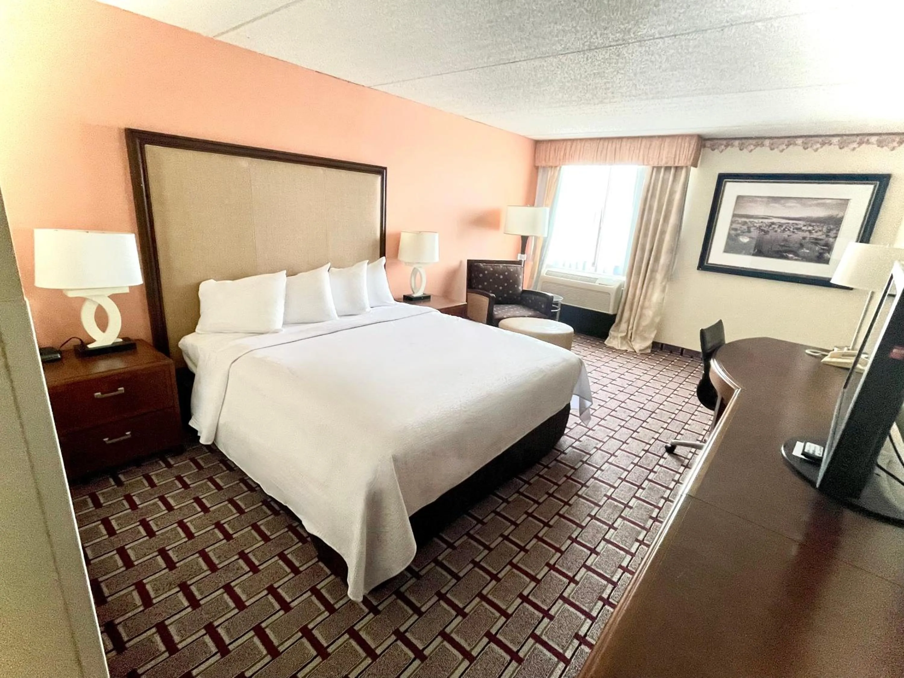 Bed in Fairbridge Hotel Cleveland East