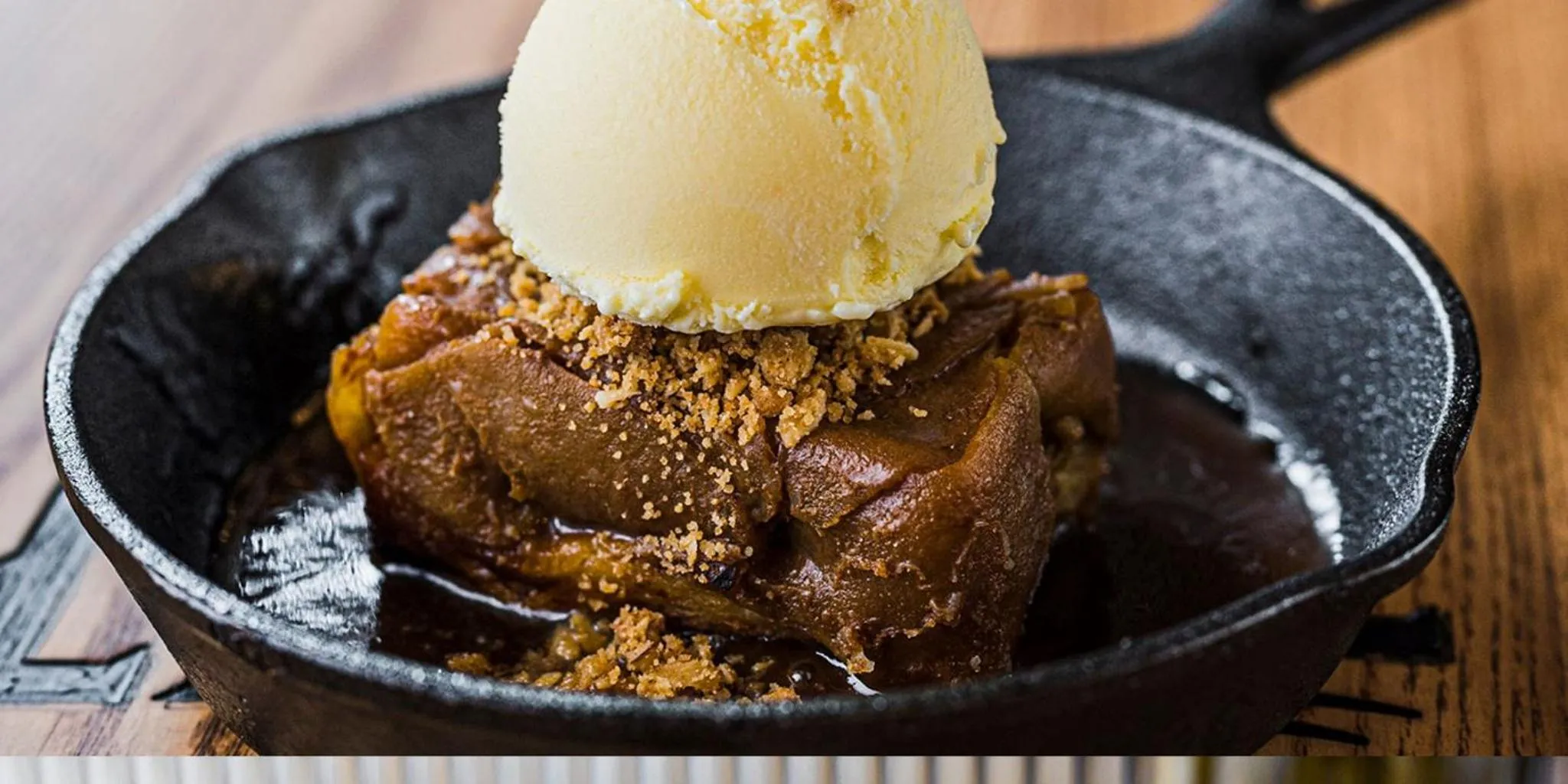 Restaurant/places to eat in Holiday Inn Laval Montreal by IHG