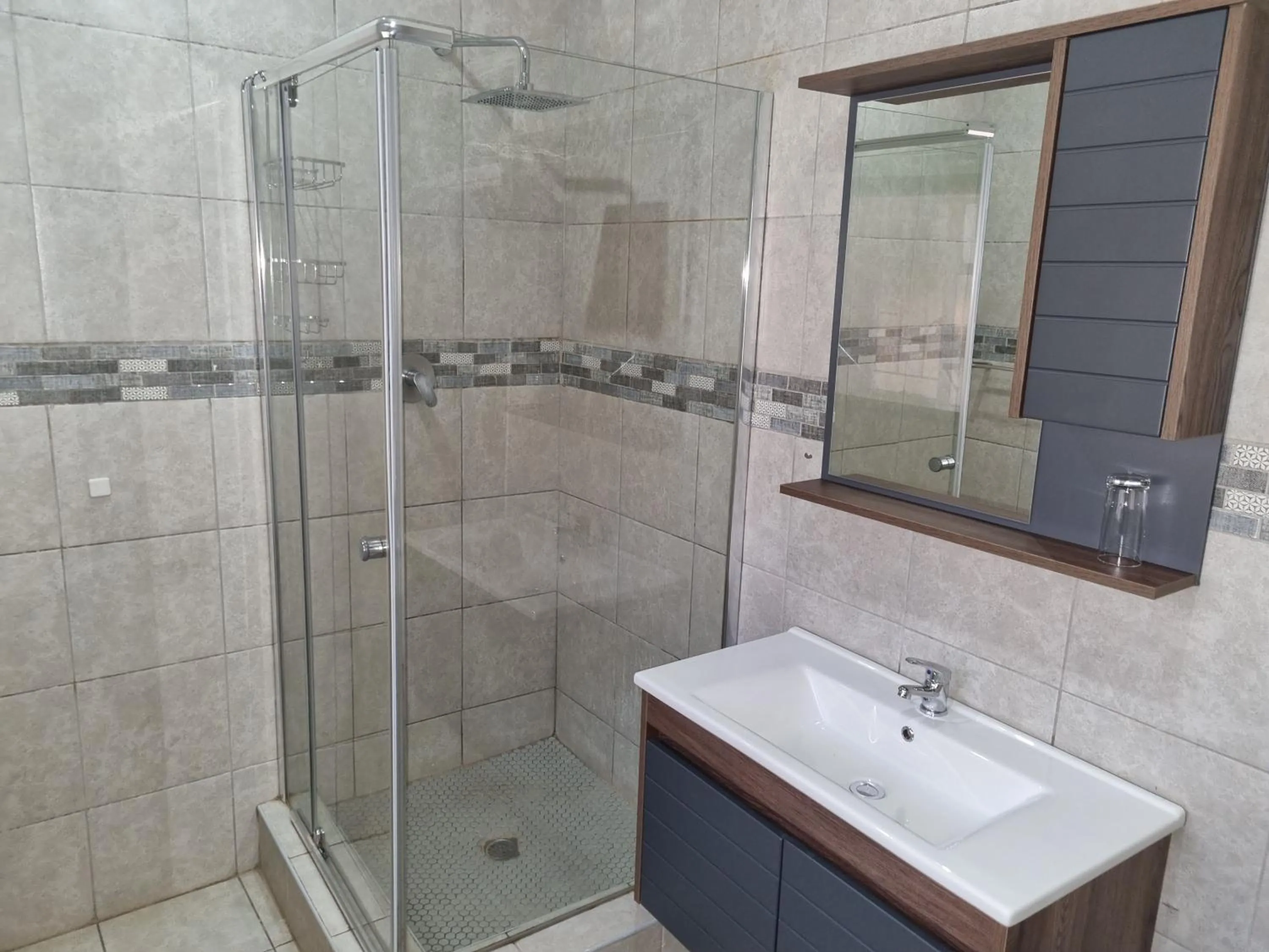 Shower in Blyde Canyon, A Forever Resort