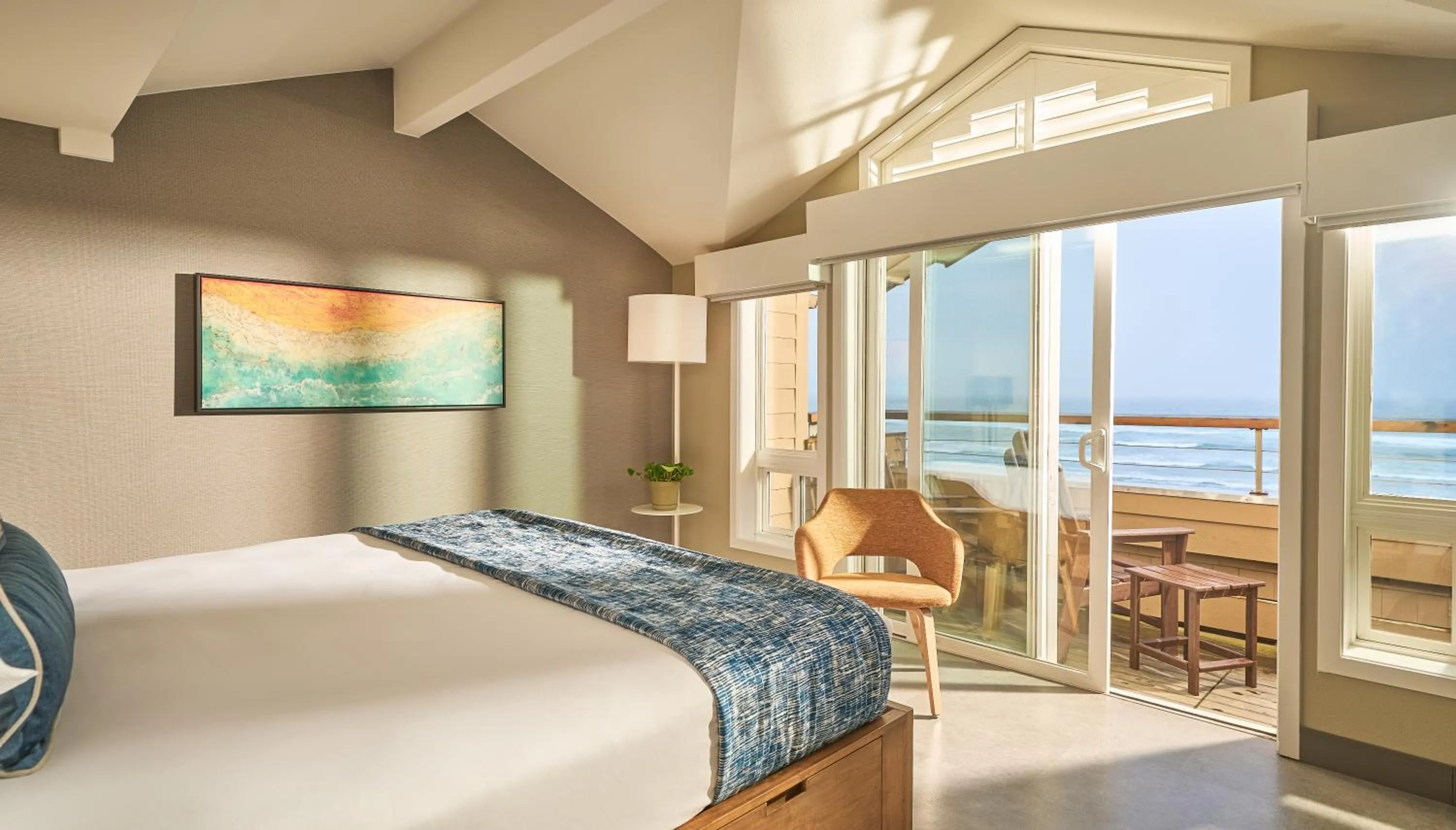 Bed in Surfsand Resort