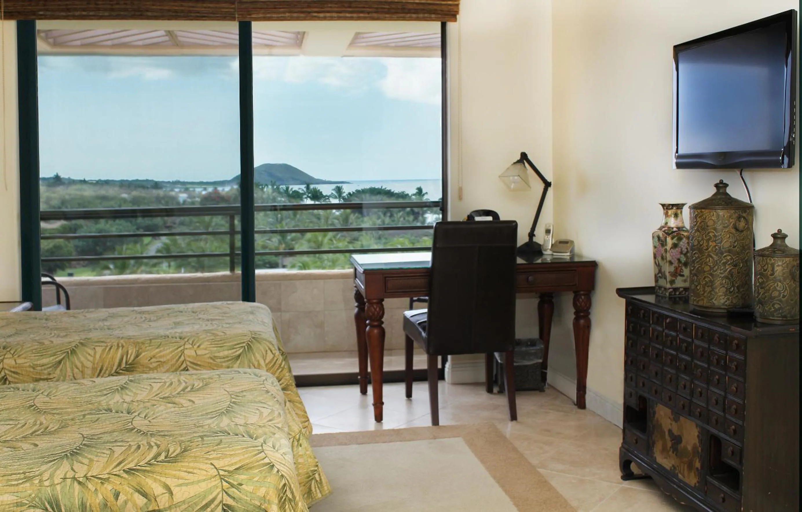 Bed in Polo Beach Club - CoralTree Residence Collection