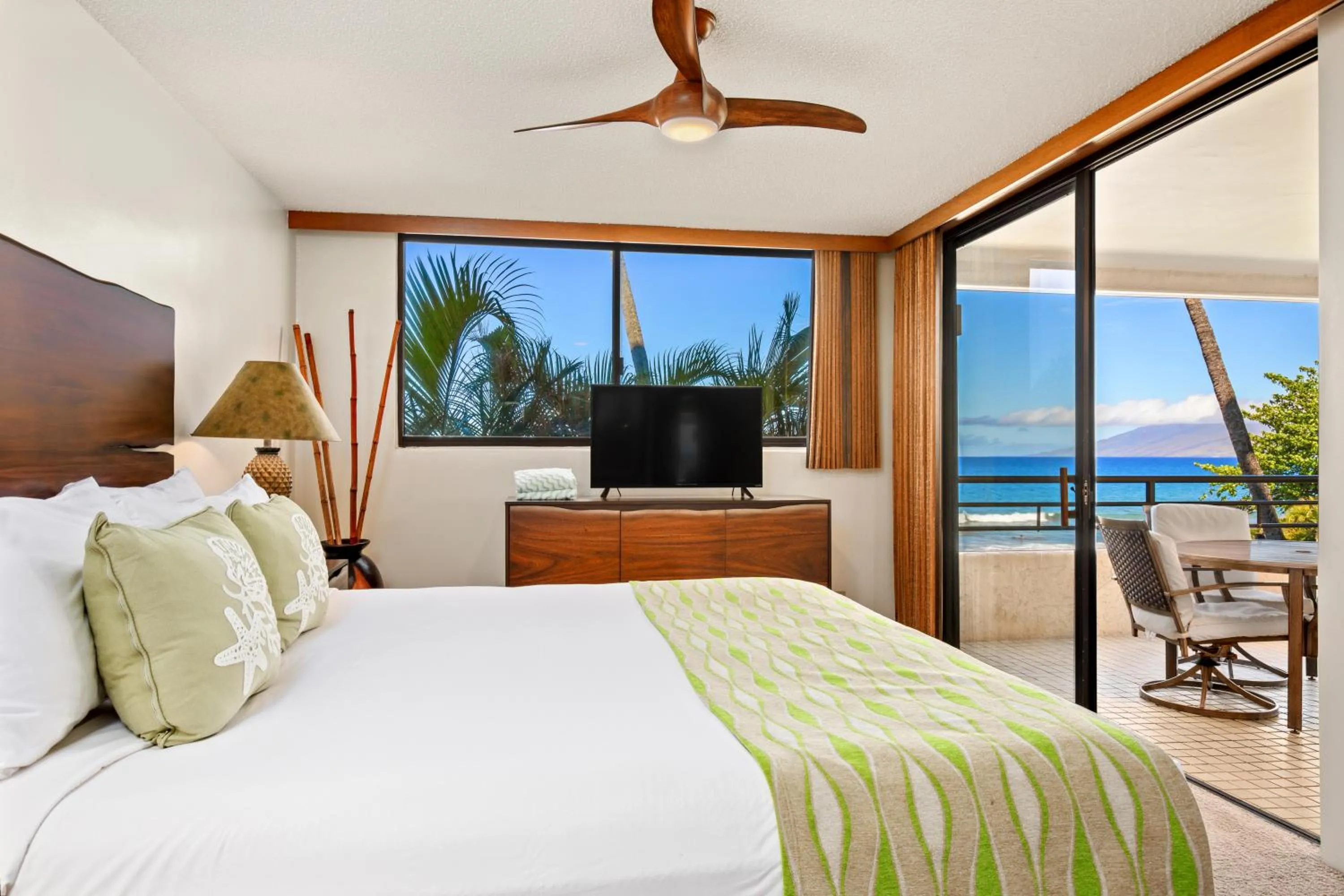 Bed in Polo Beach Club - CoralTree Residence Collection
