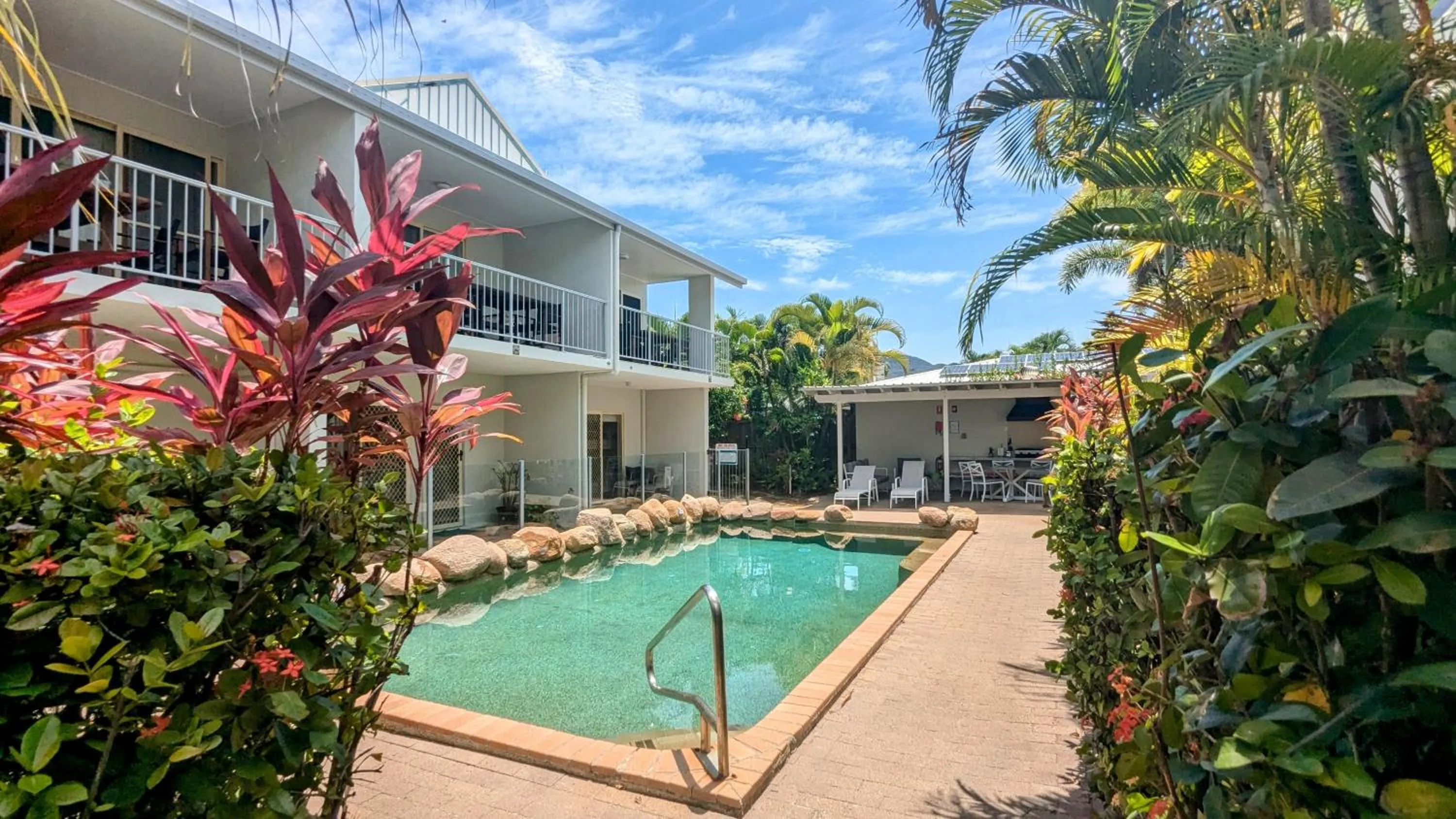 Swimming pool in Sails On Horseshoe