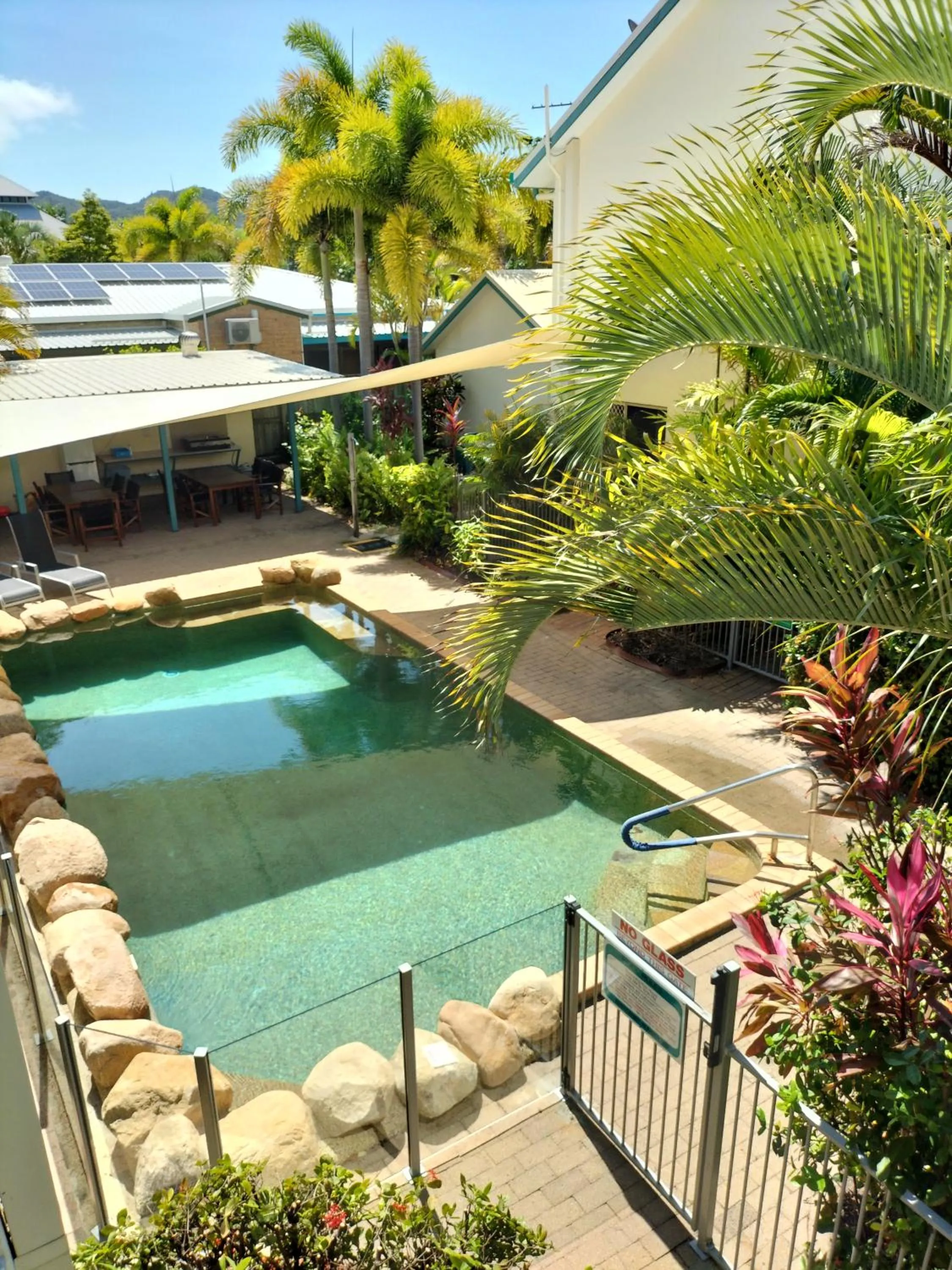 Swimming pool in Sails On Horseshoe