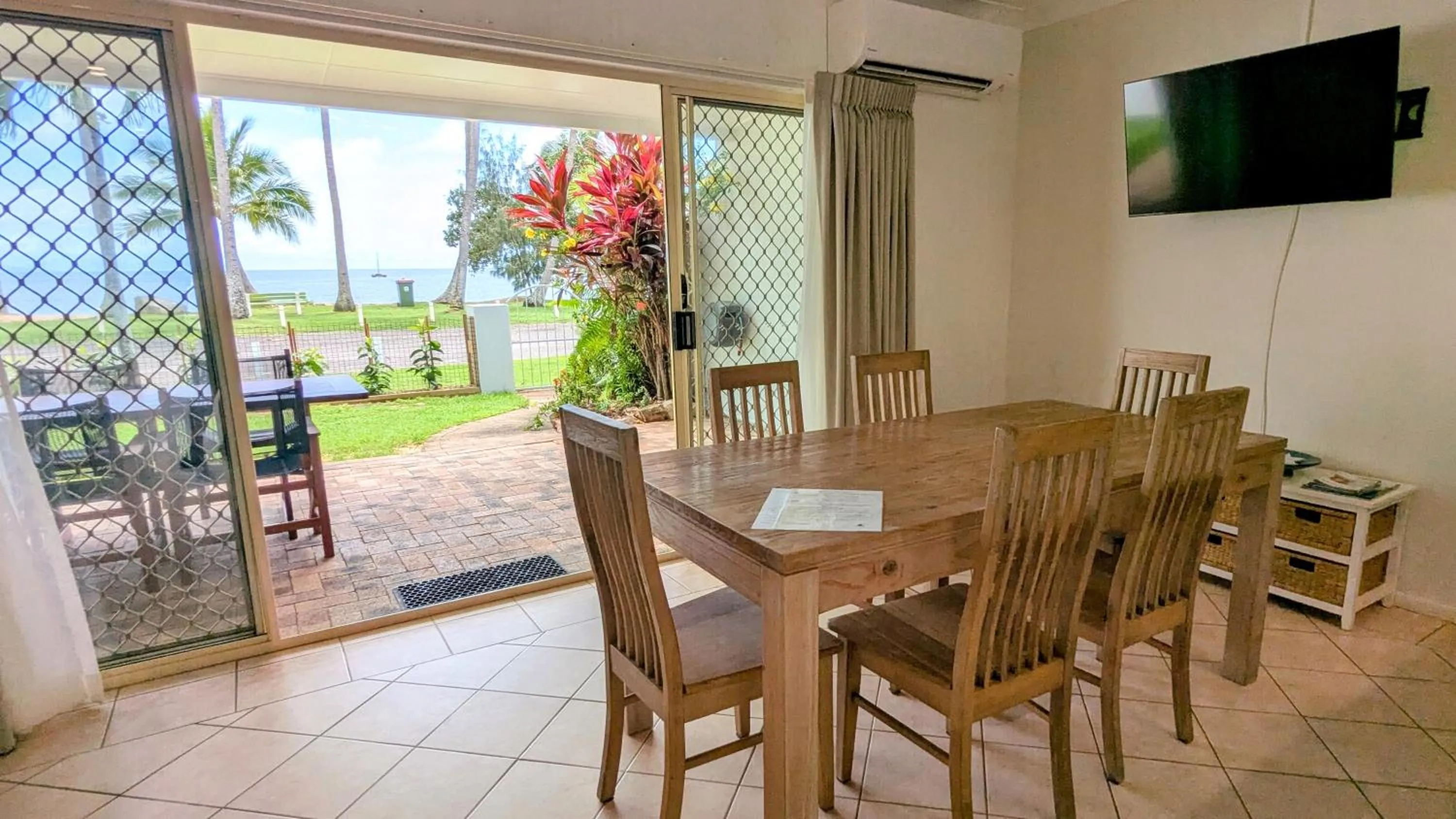 Living room in Sails On Horseshoe