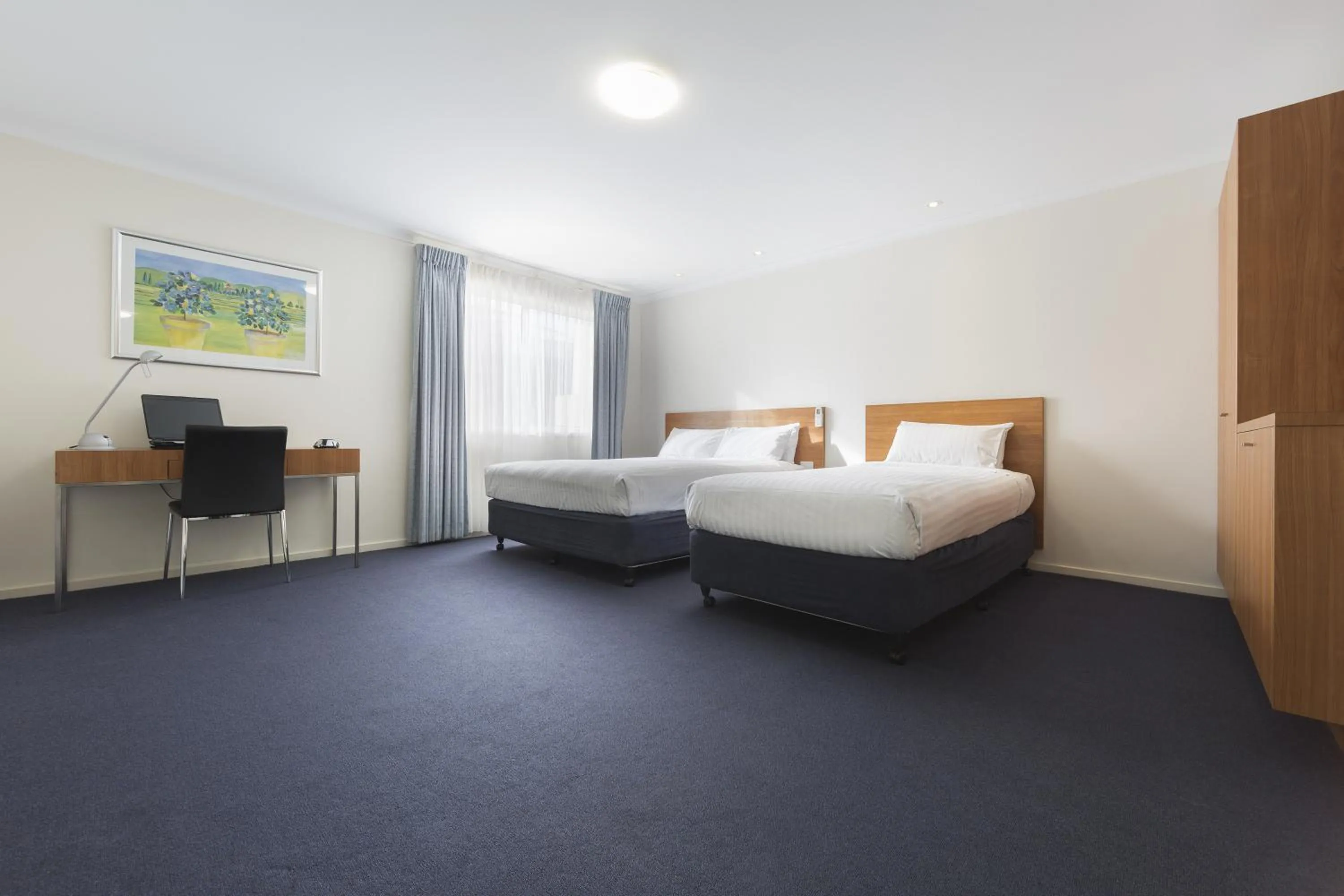 Bed in Ramada Encore by Wyndham Belconnen Canberra