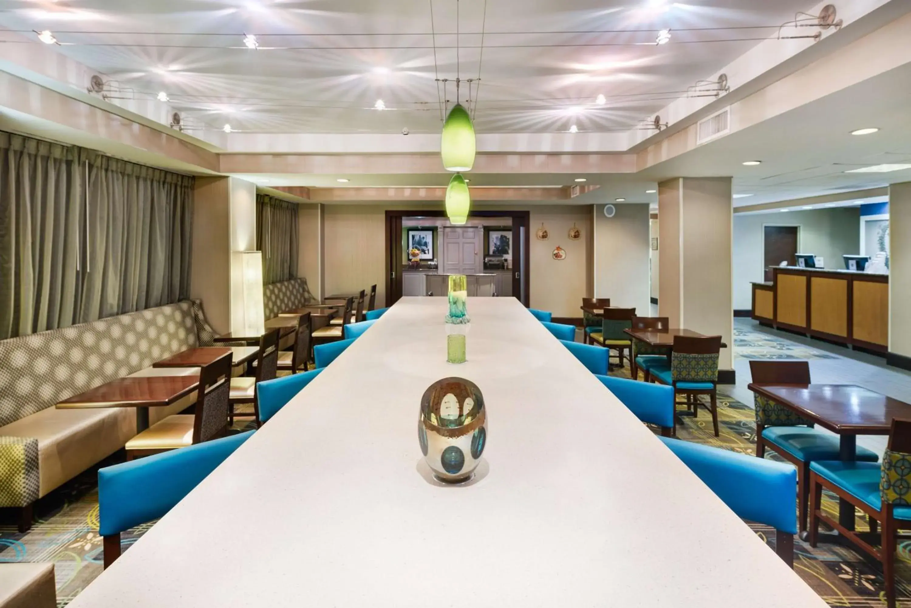 Lobby or reception in Hampton Inn Atlanta Perimeter Center Lobby or reception in Hampton Inn Atlanta Perimeter Center