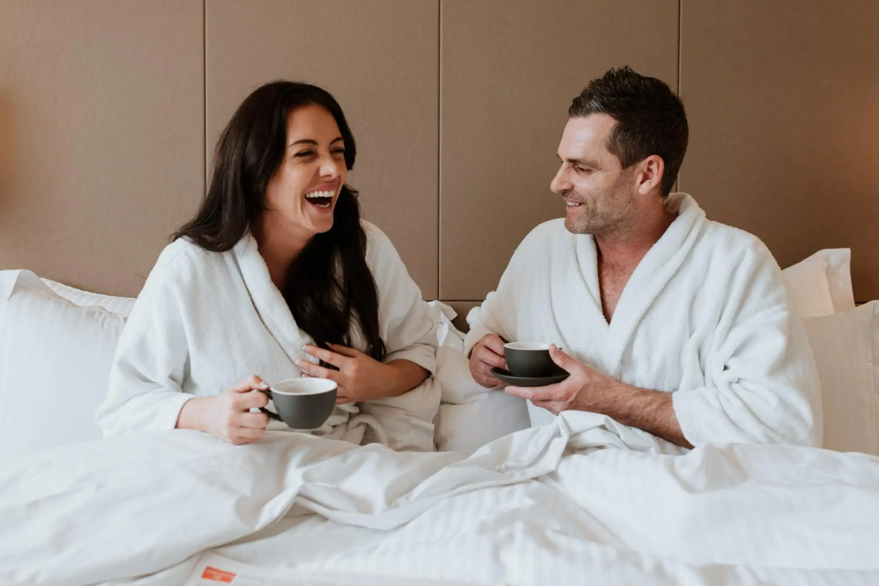 Coffee/tea facilities, Bed in Pan Pacific Perth Coffee/tea facilities, Bed in Pan Pacific Perth