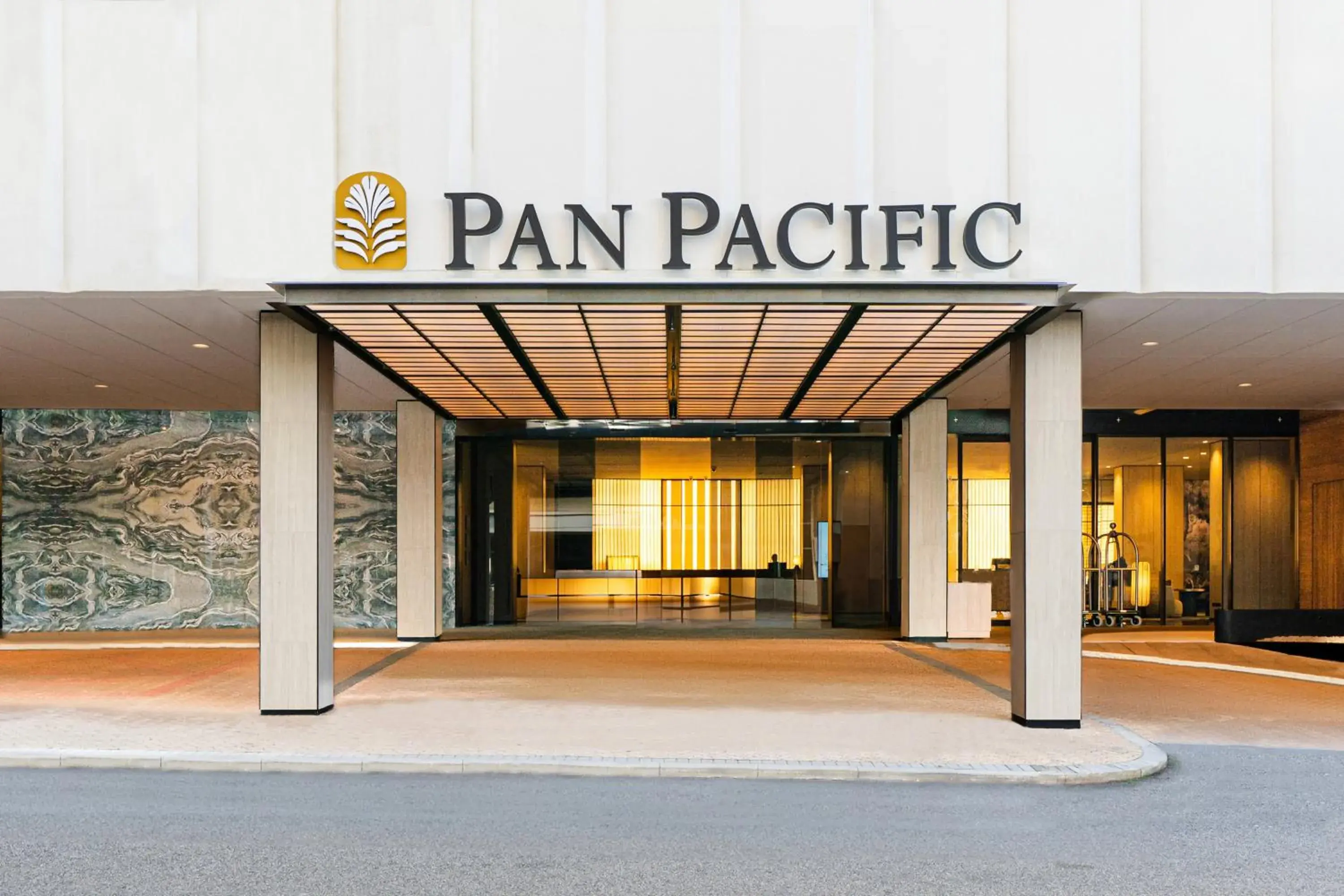 Facade/entrance in Pan Pacific Perth Facade/entrance in Pan Pacific Perth