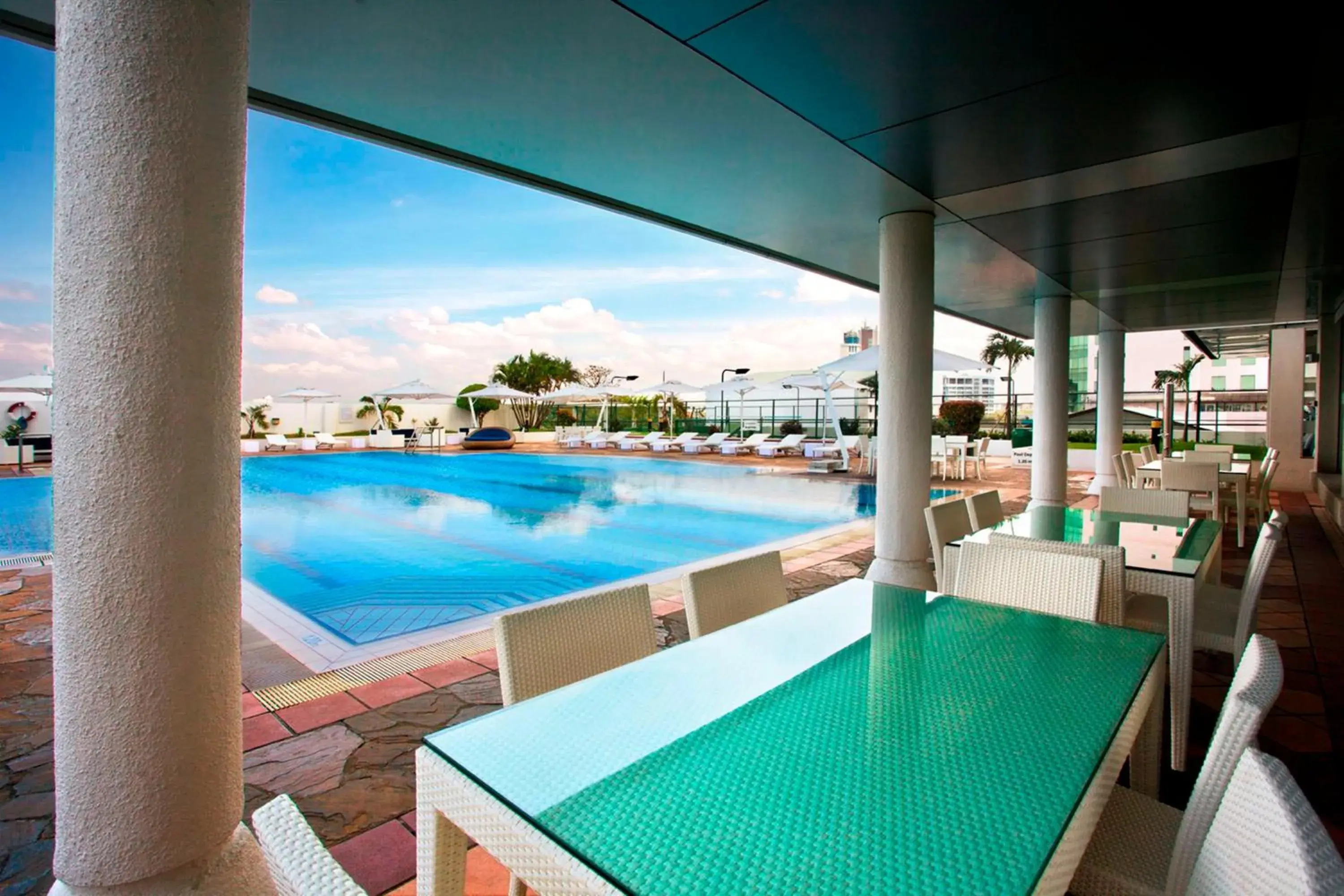 Pool view in Hilton Colombo Residence Pool view in Hilton Colombo Residence
