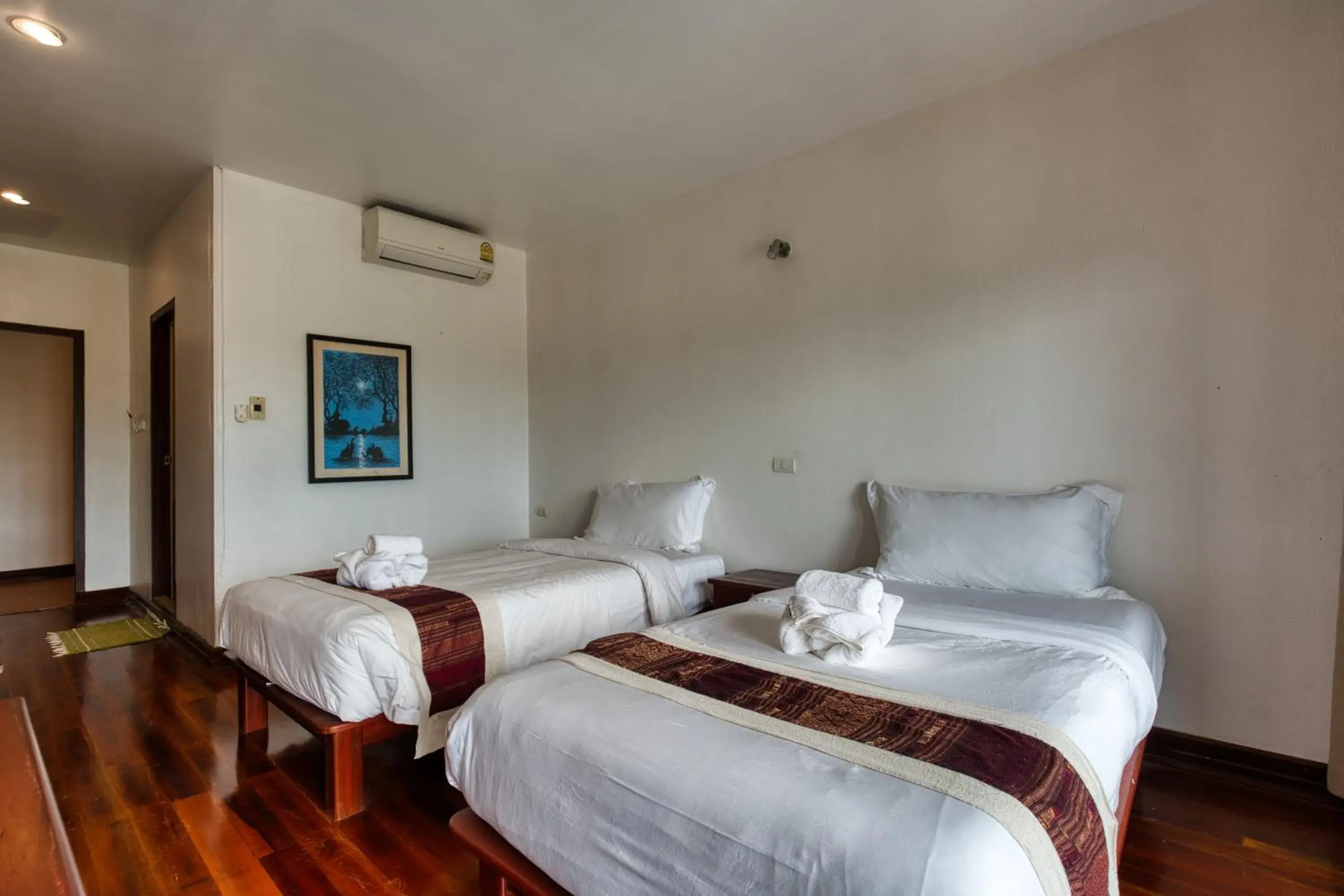Standard Twin Room in The Elephant Crossing Hotel Standard Twin Room in The Elephant Crossing Hotel