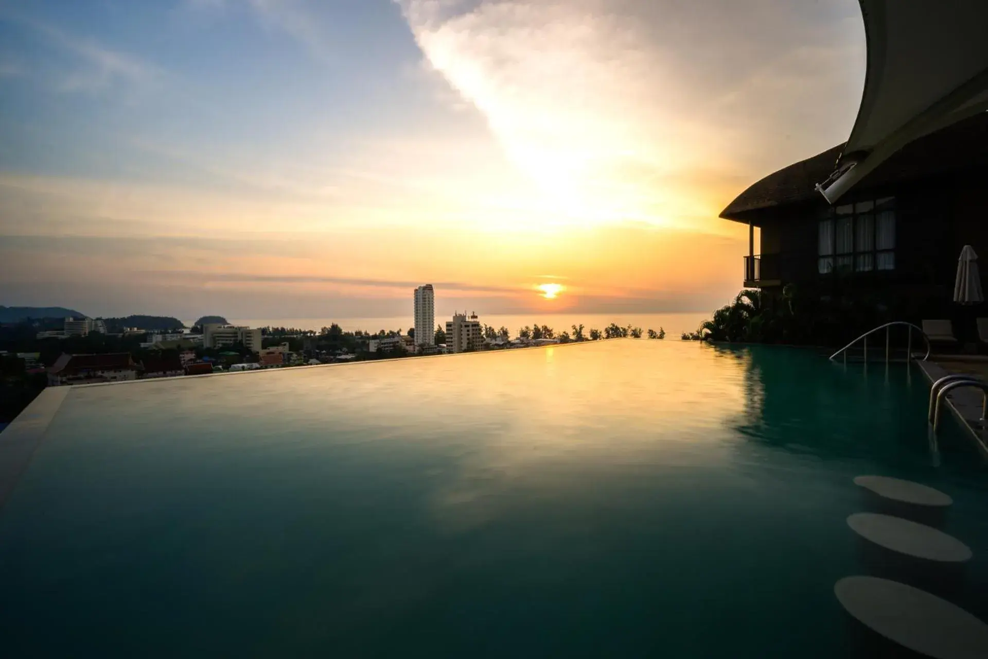 Sea view in Karon Phunaka Resort Sea view in Karon Phunaka Resort