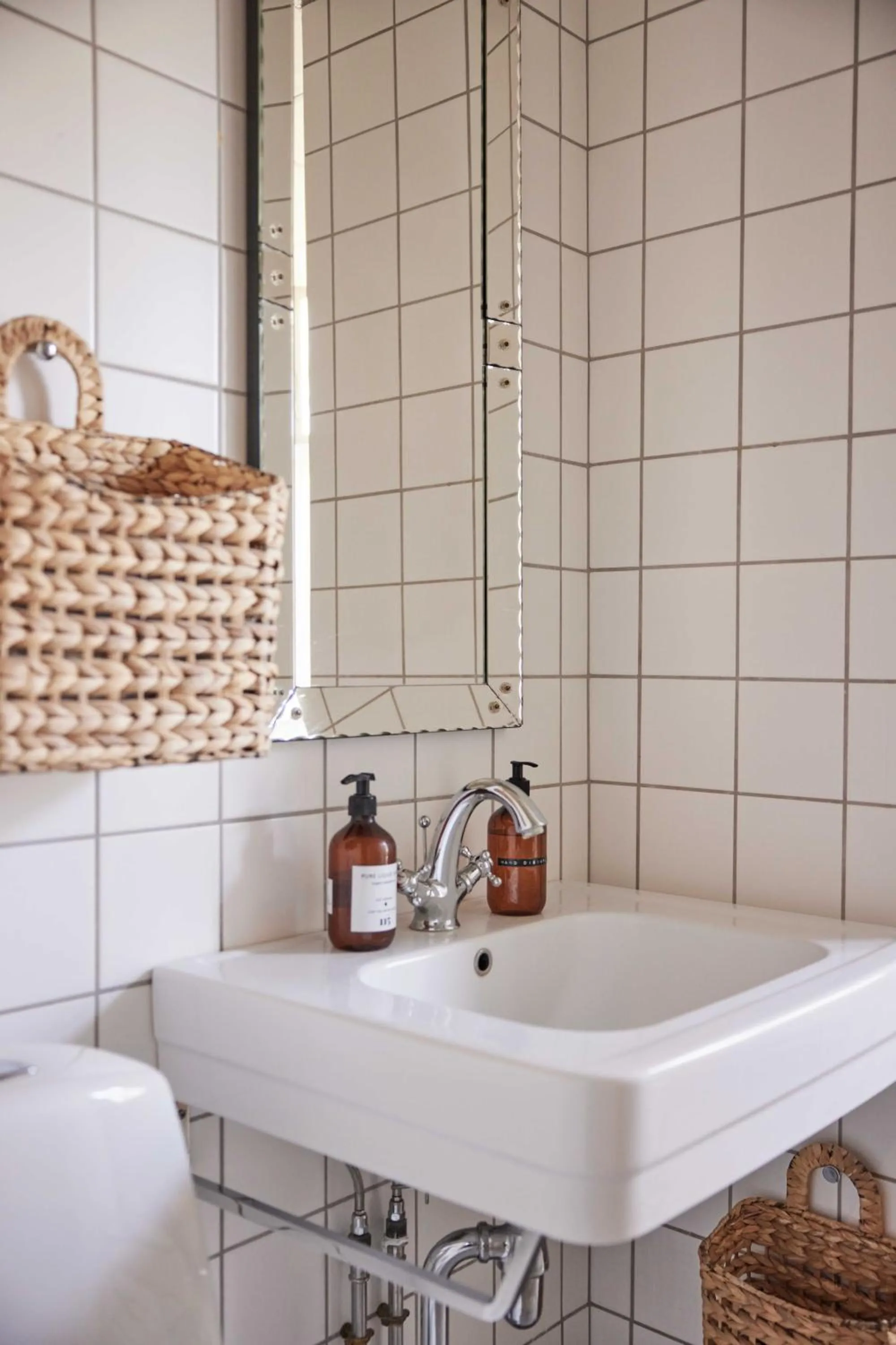 Bathroom in Rye115 Hotel