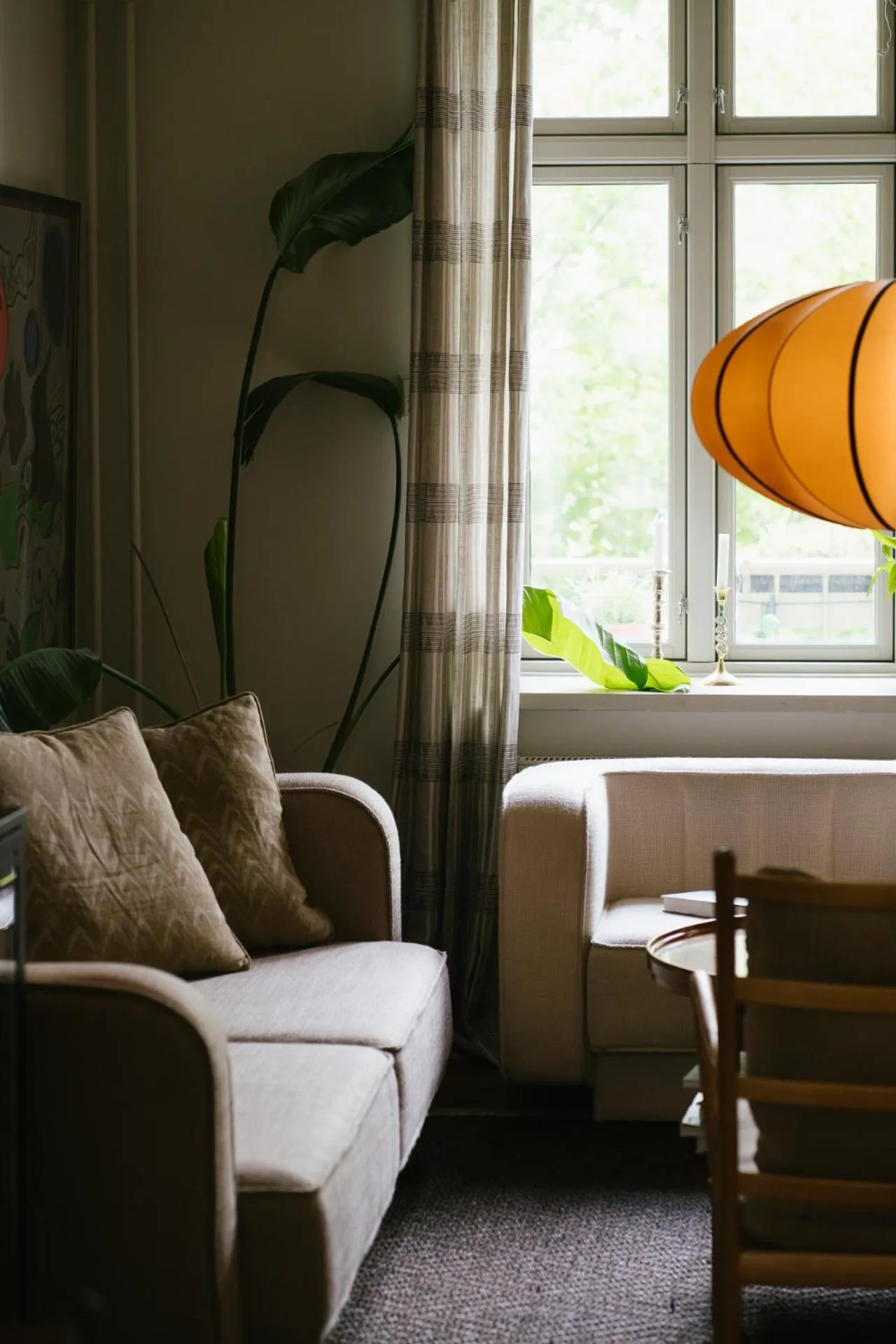 Seating area in Rye115 Hotel