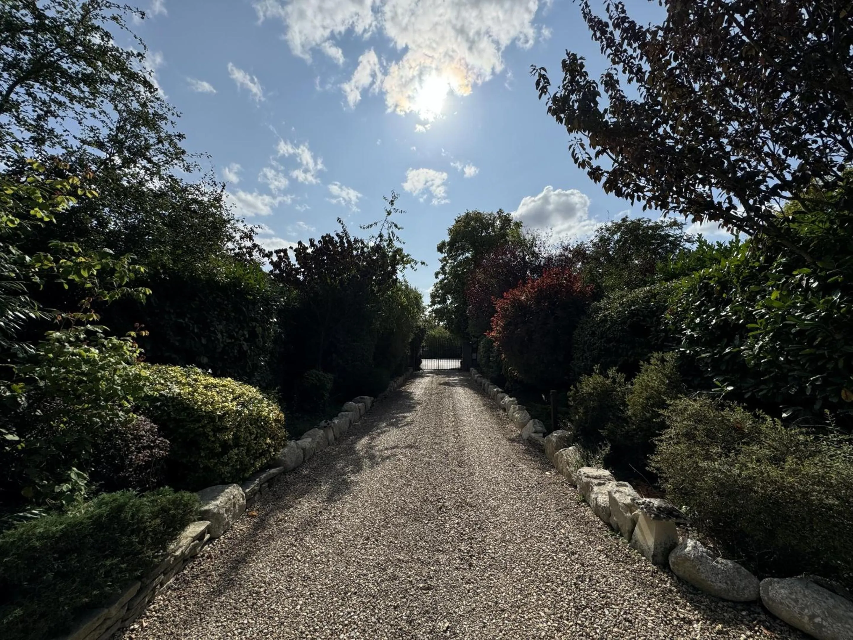 Facade/entrance in Hookwood Lodge London Gatwick