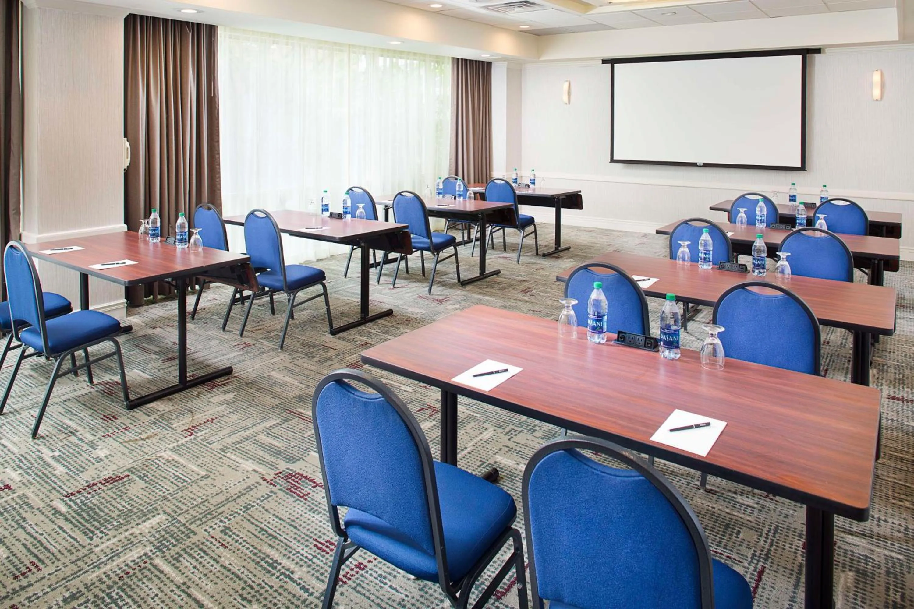 Meeting/conference room in Hilton Atlanta Perimeter Suites
