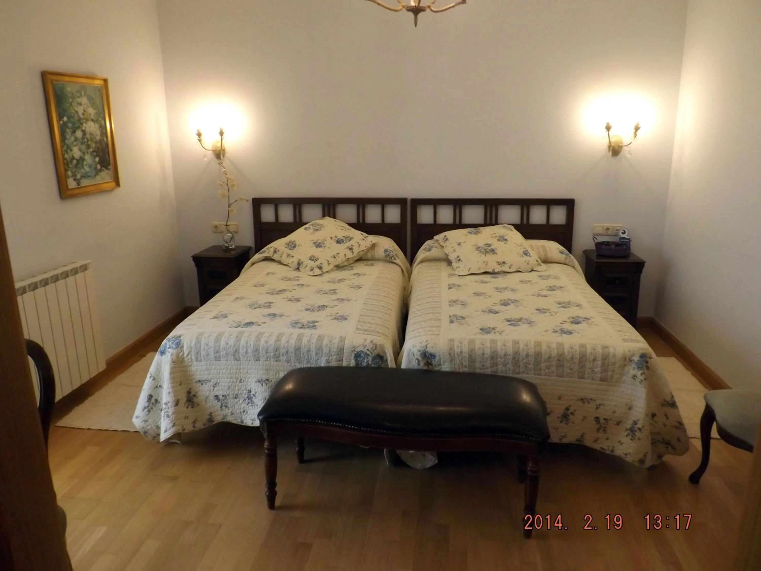 Photo of the whole room, Bed in Hotel Azkue