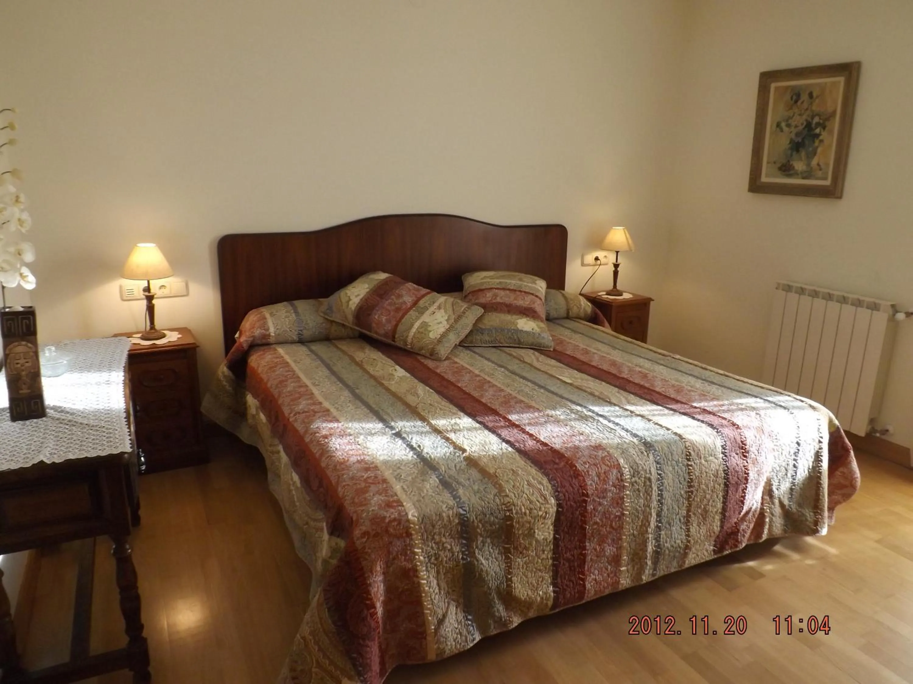 Bedroom, Bed in Hotel Azkue