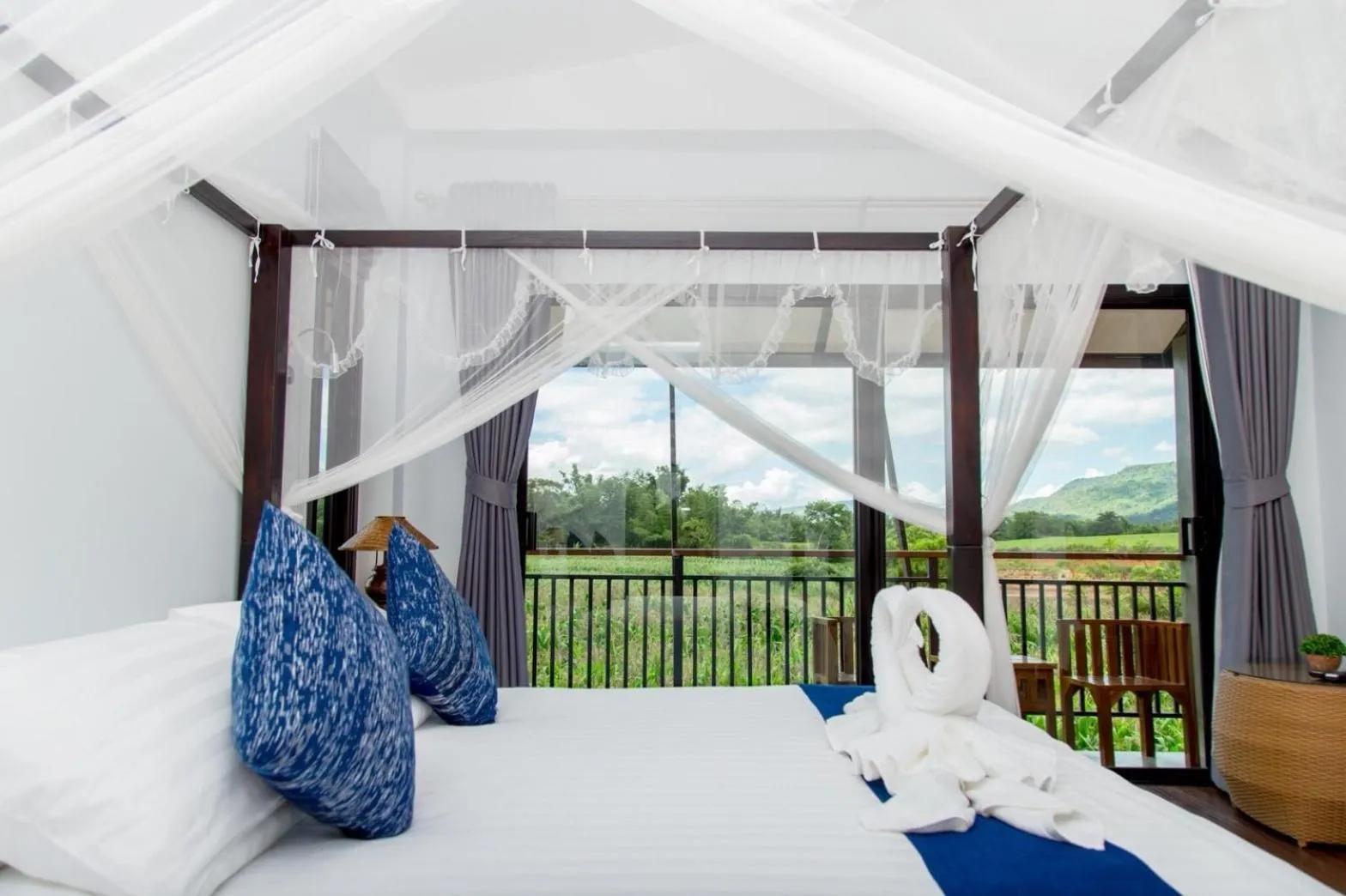 Bed in Phuruakeeree Resort