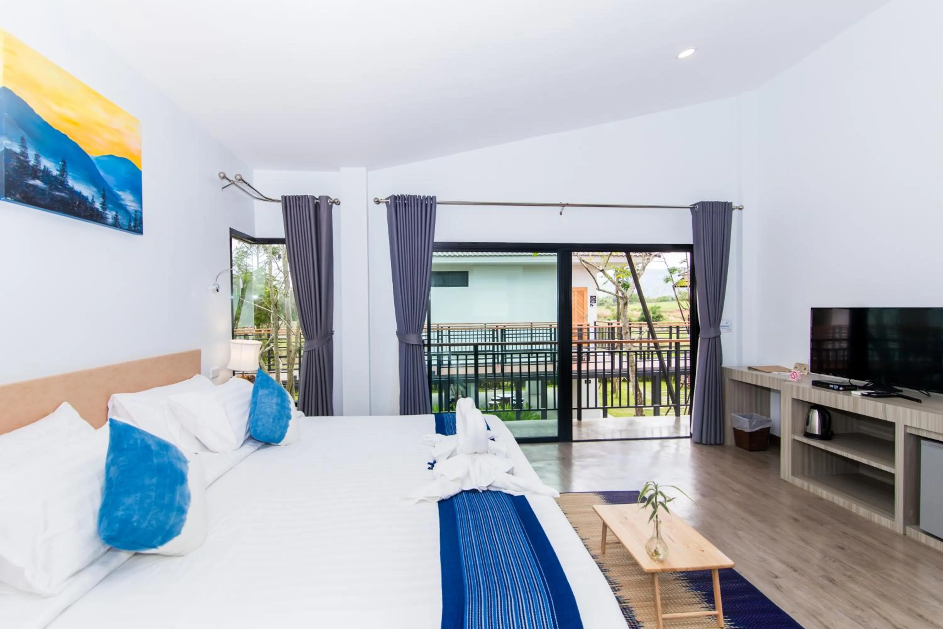 Bed in Phuruakeeree Resort