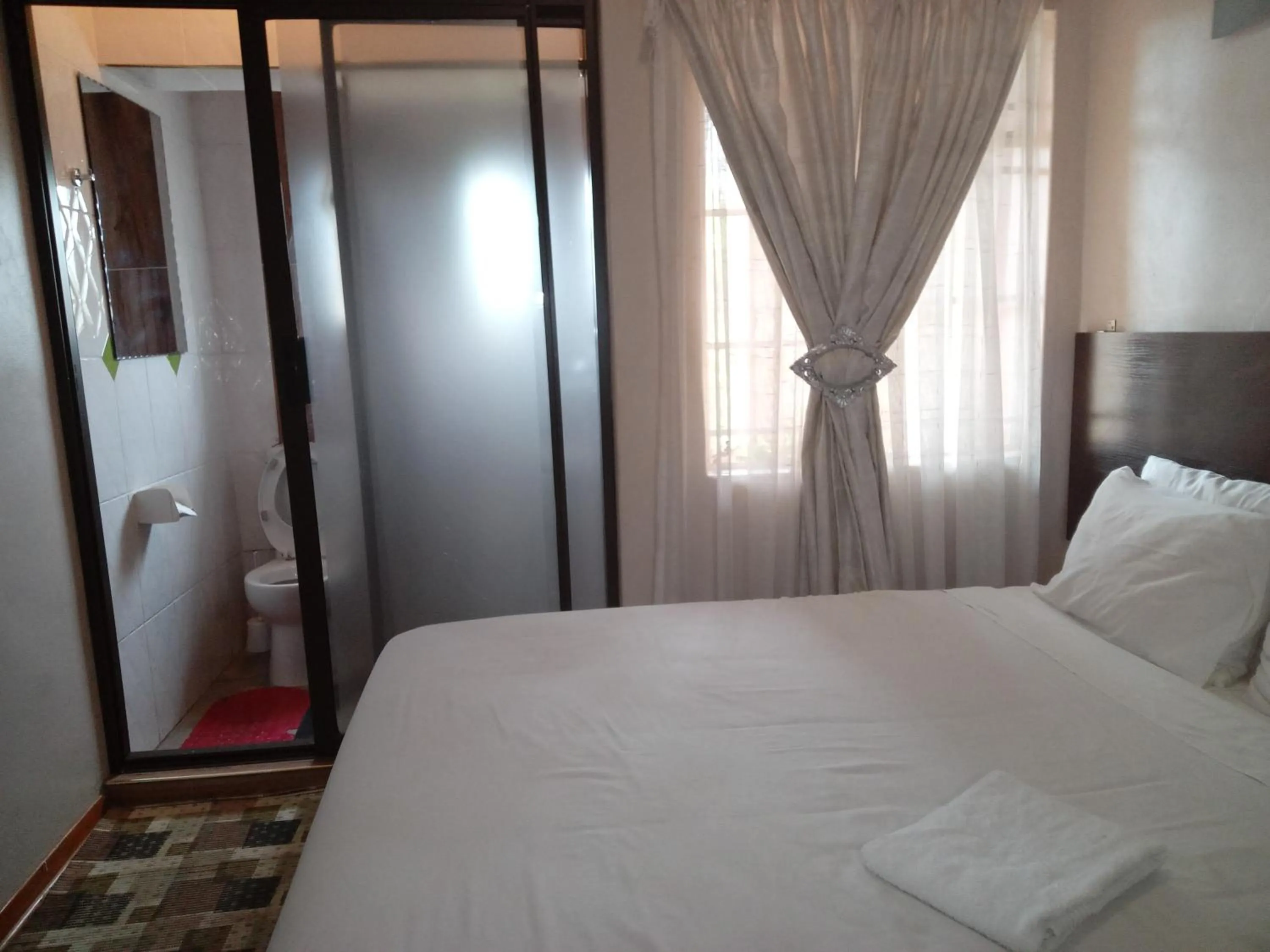 Bedroom in Vuya Nathi Bed and Breakfast