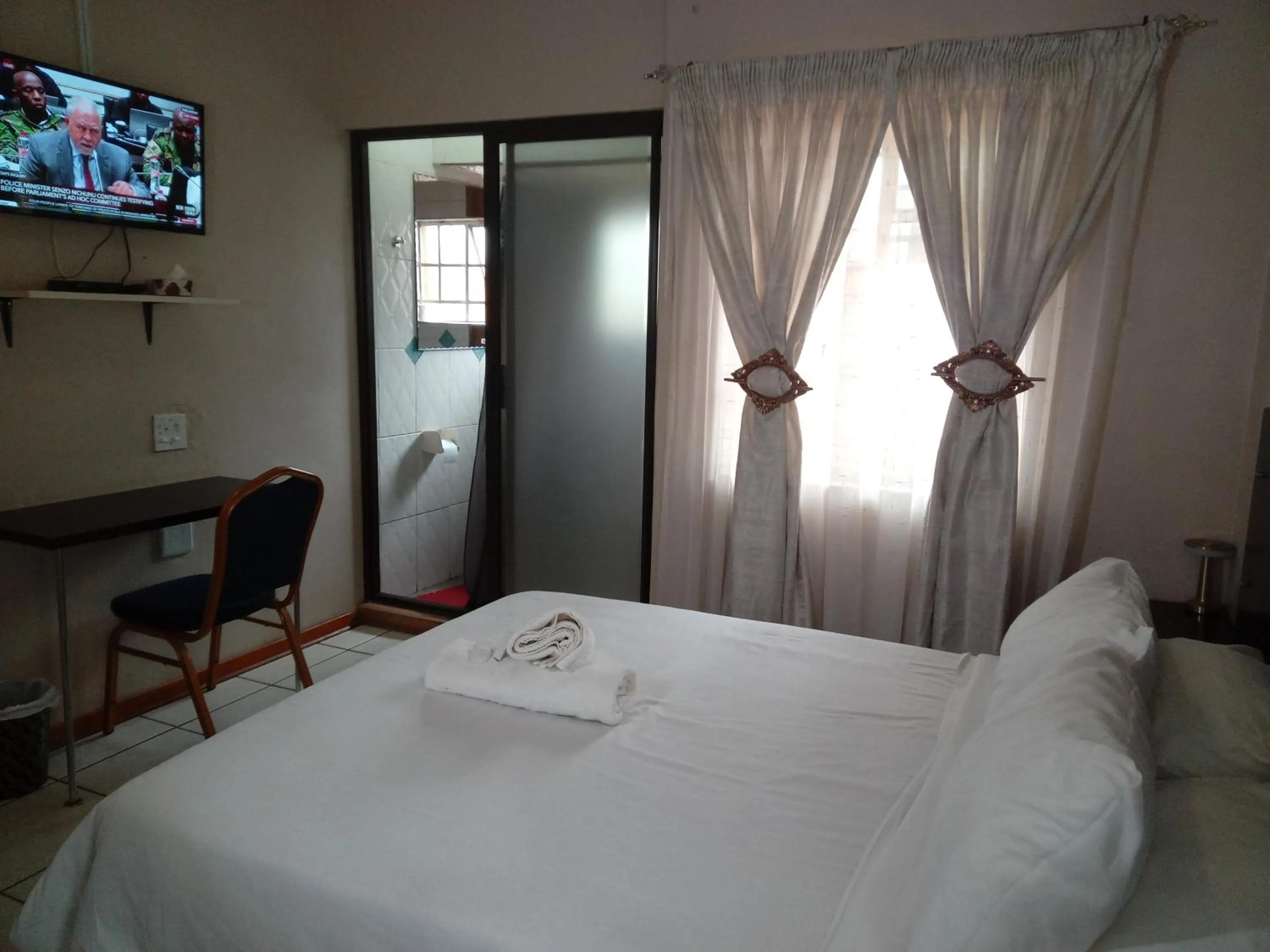 Bedroom in Vuya Nathi Bed and Breakfast