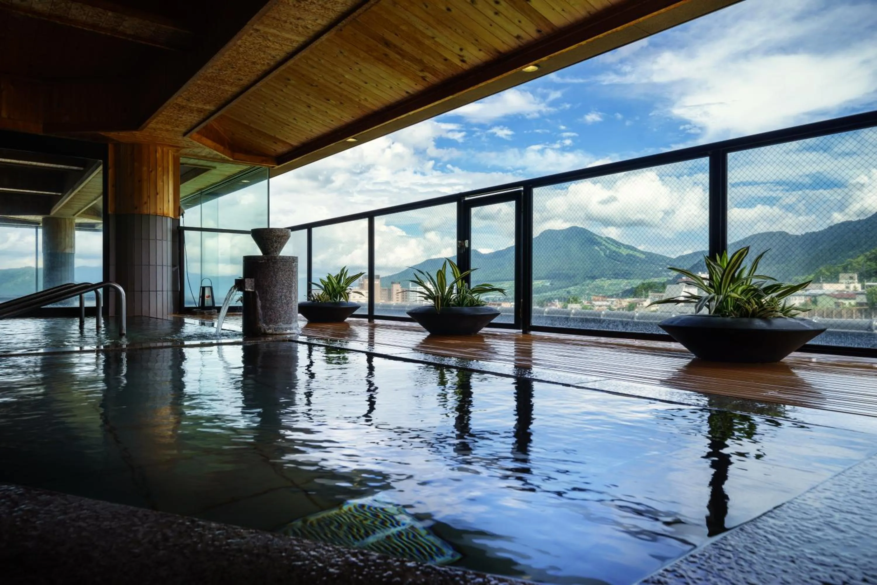 Hot Spring Bath in Aburaya Tousen
