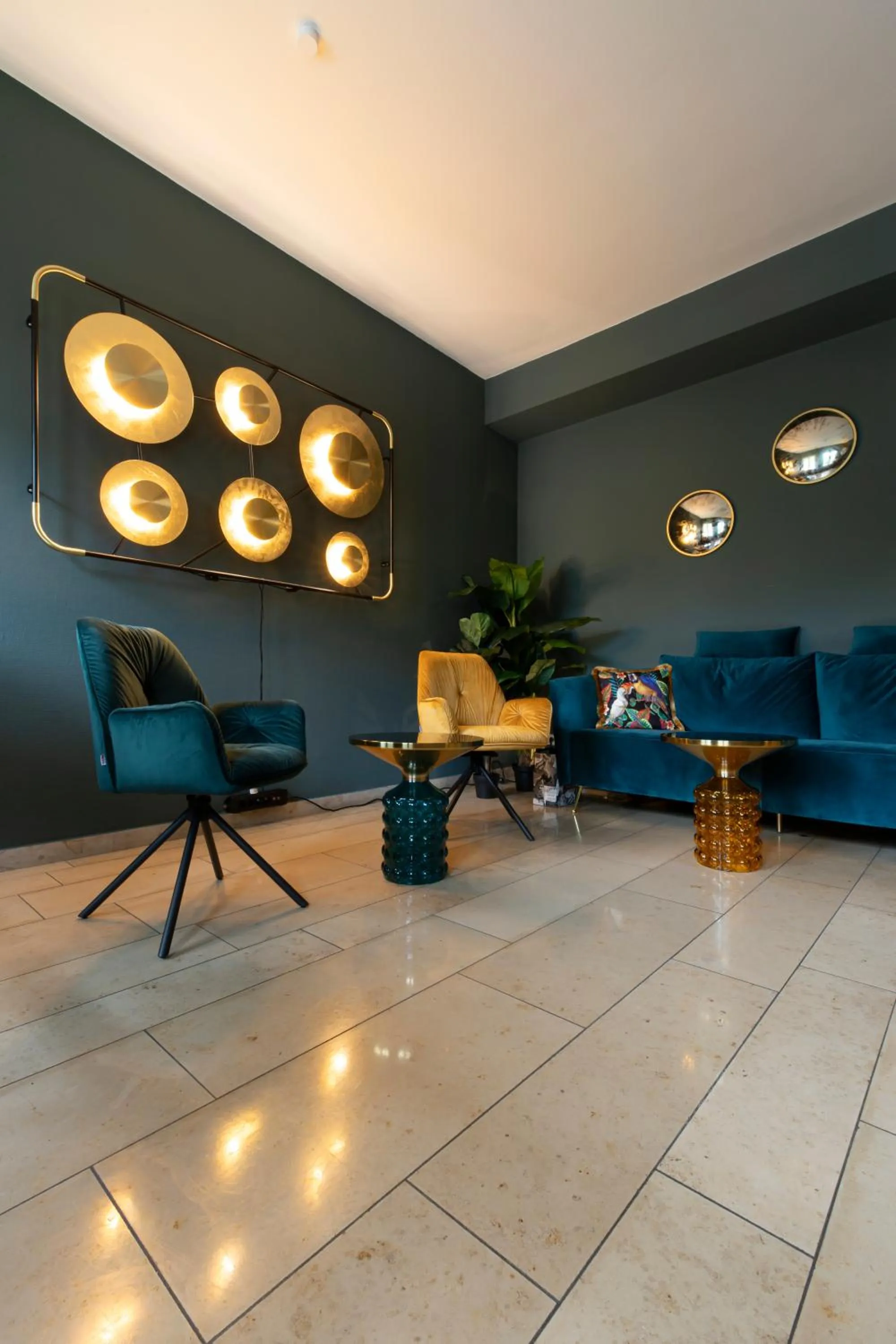 Lobby or reception in Hotel Biederstein am Englischen Garten