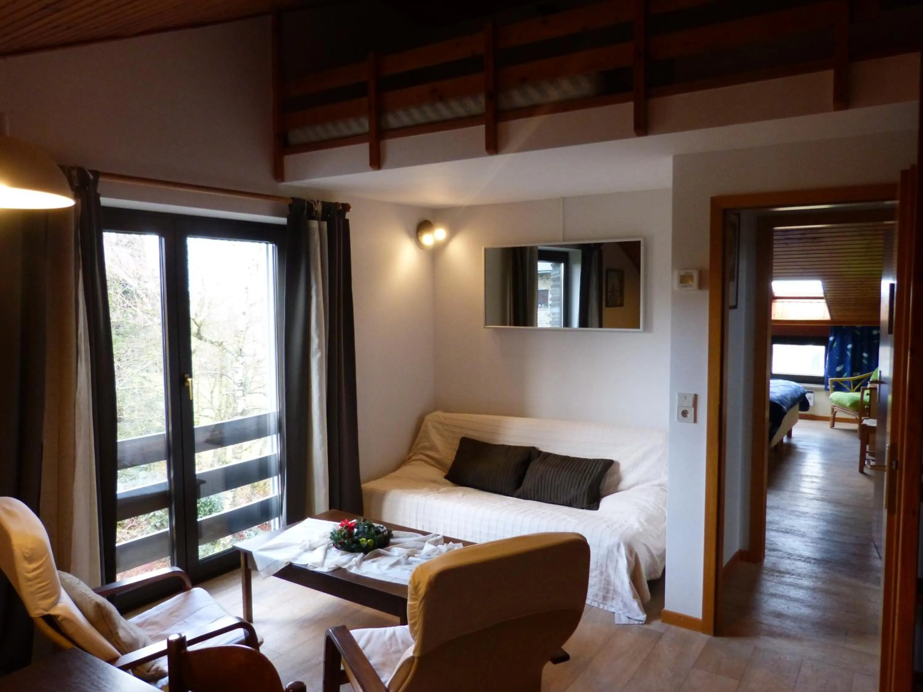 Living room, Bed in L'Horizon Studios & Apparts