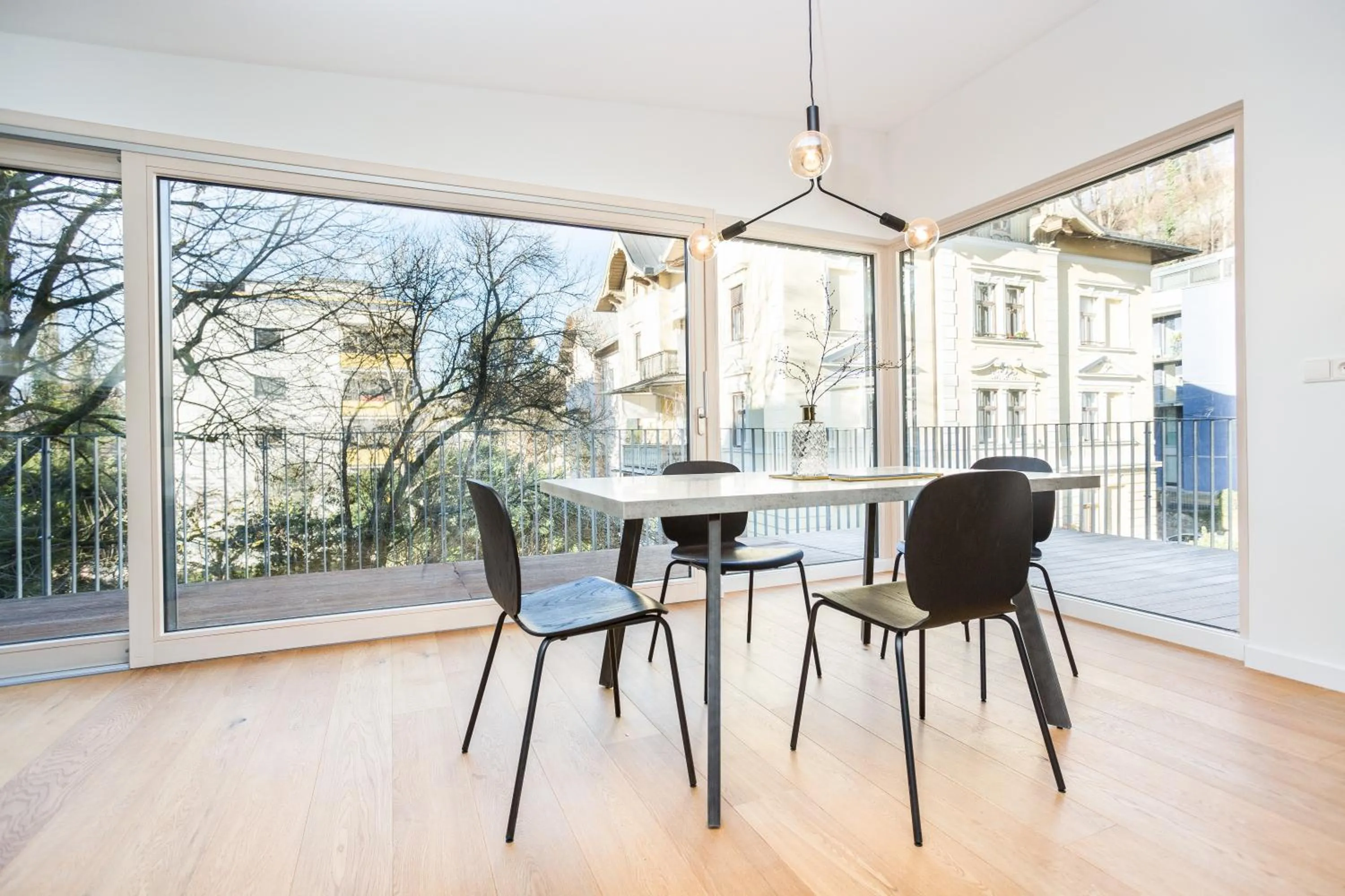 Balcony/Terrace in Room 4 & 5 Apartments