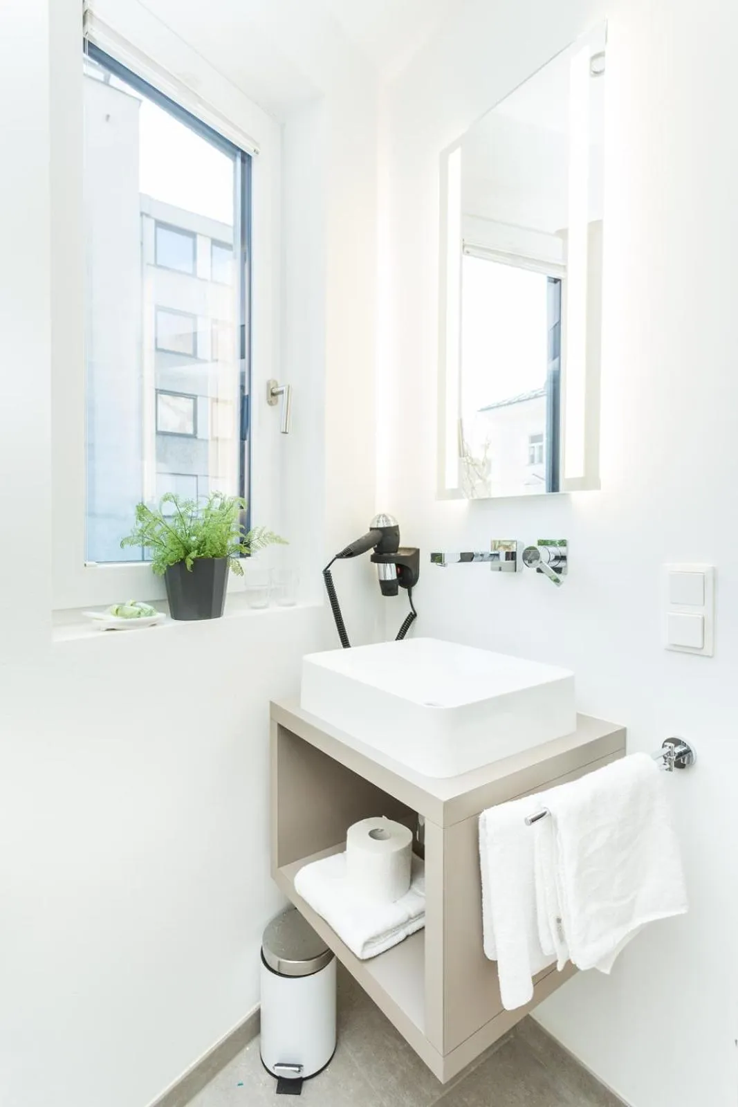 Bathroom in Room 4 & 5 Apartments