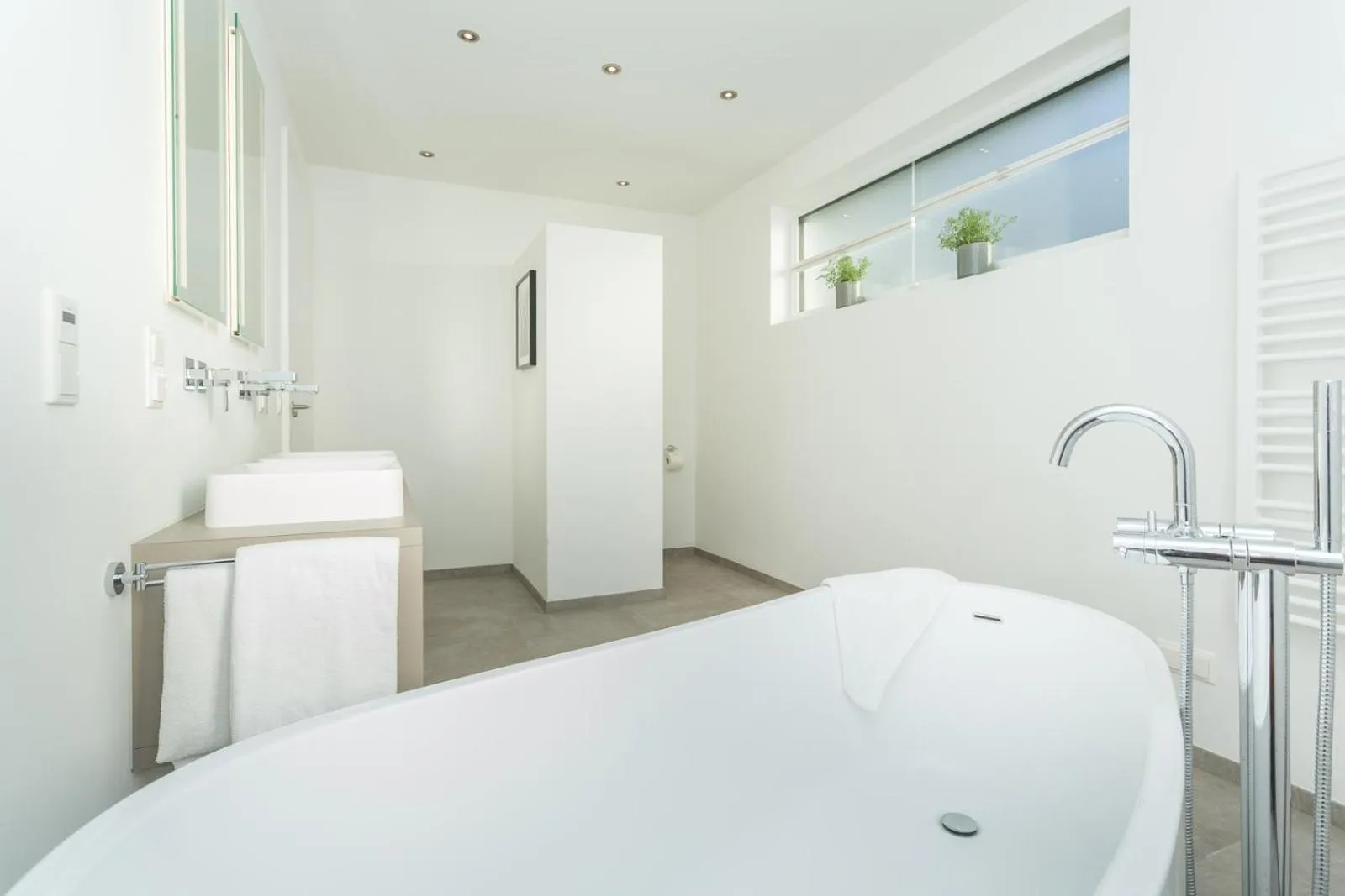 Bathroom in Room 4 & 5 Apartments