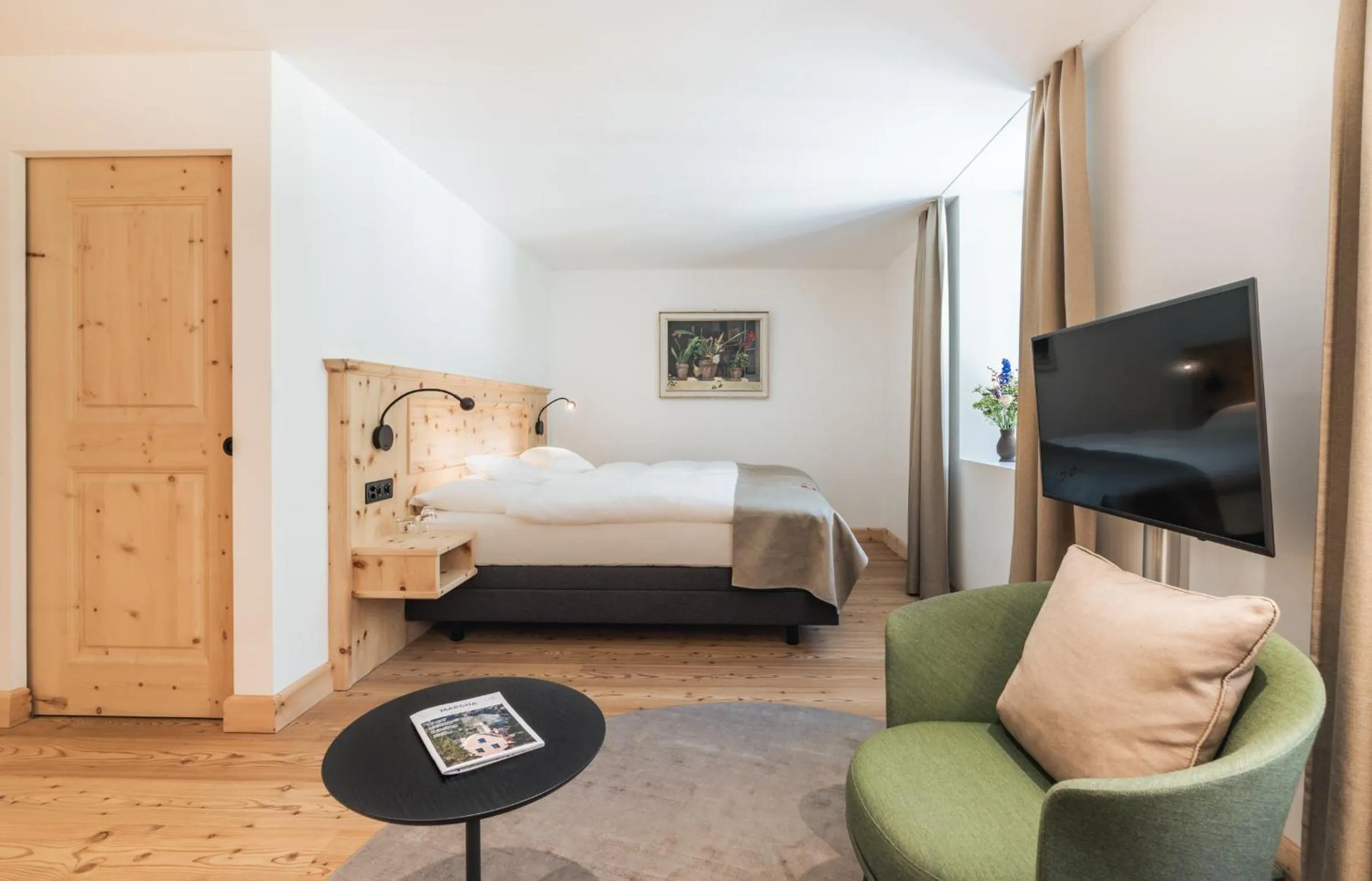 Bed in Parkhotel Margna Superior