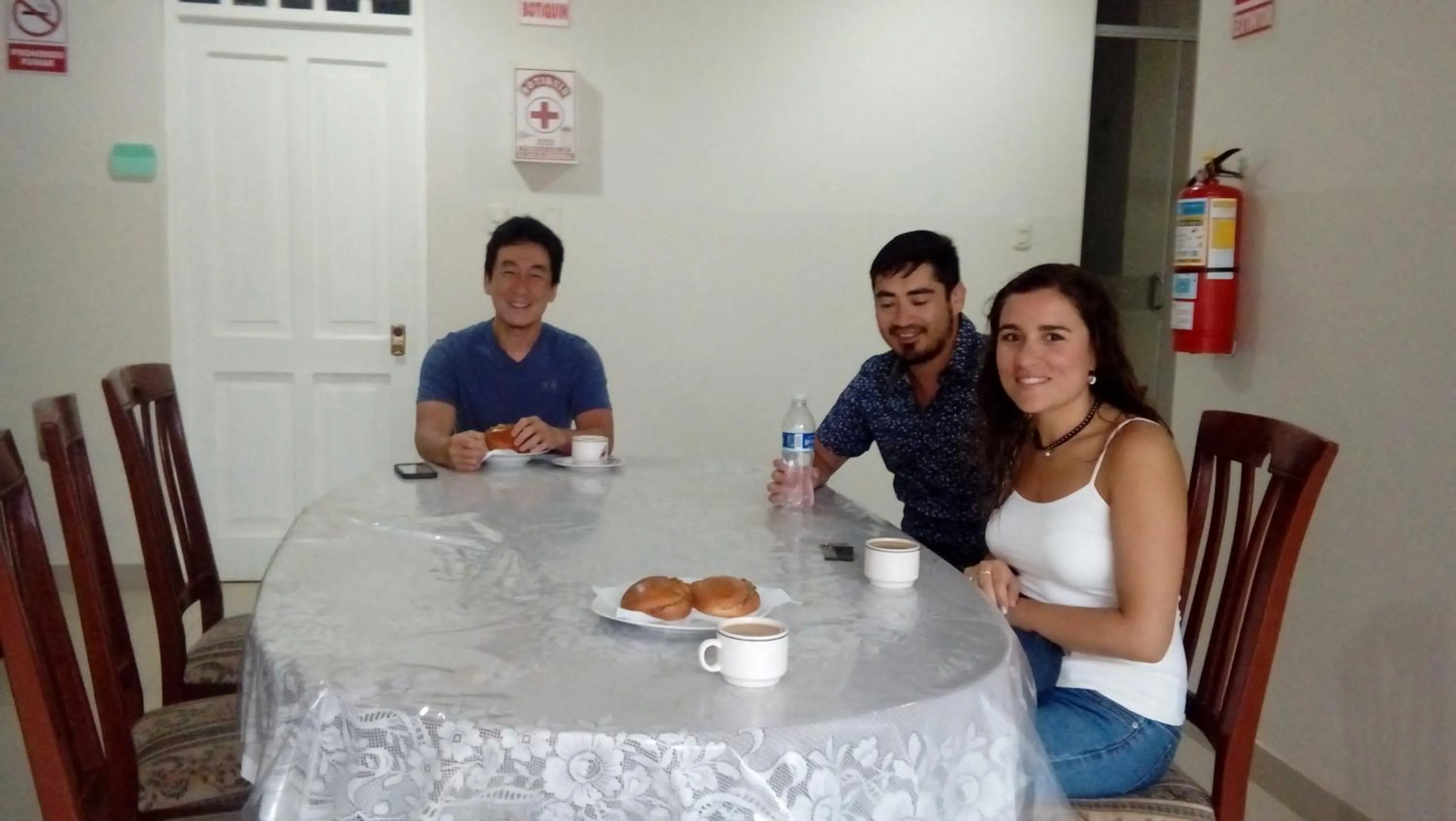 Restaurant/places to eat in Hospedaje Residencial Los Fresnos - Miraflores Piura
