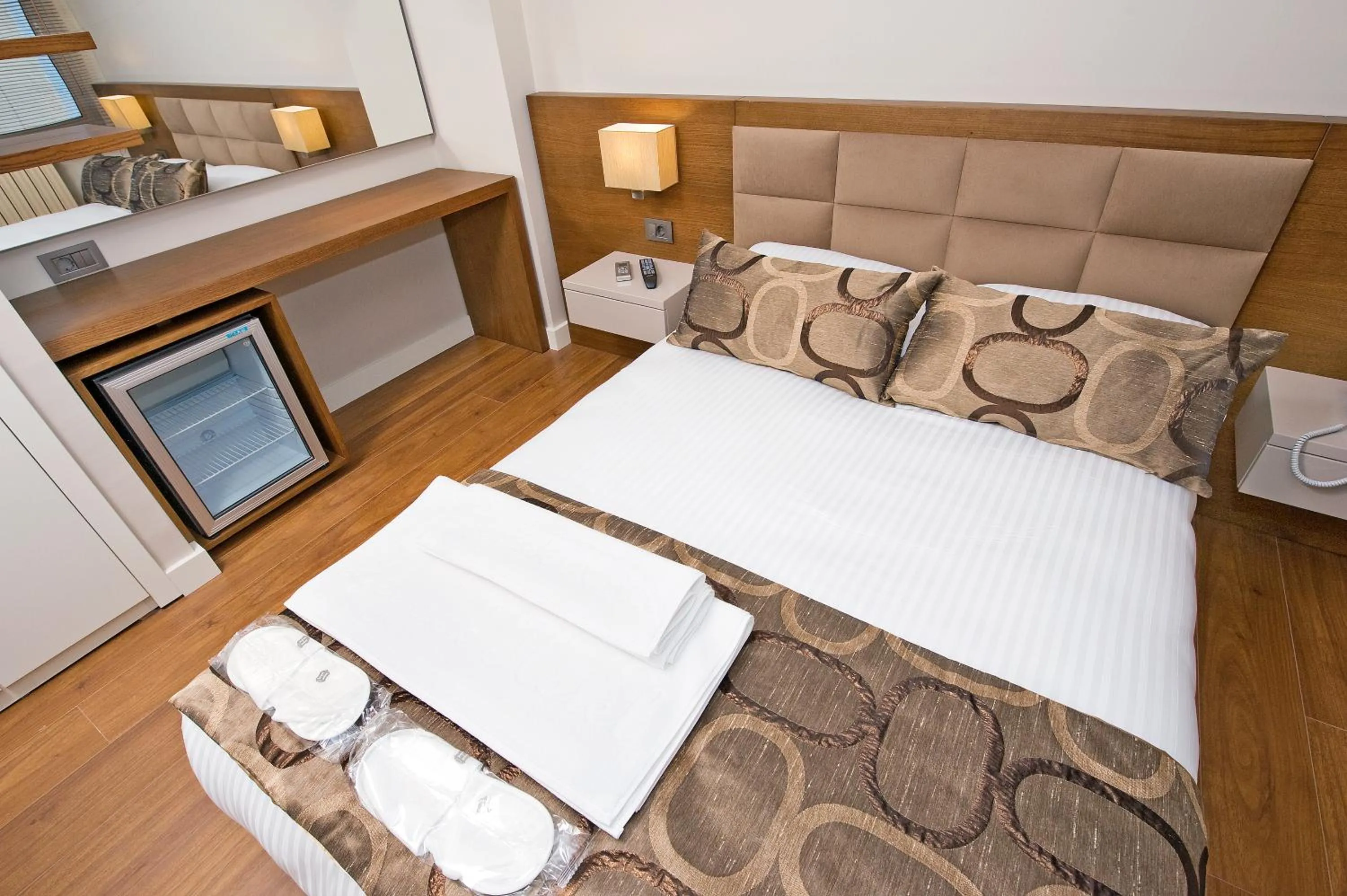 Bed in The New Hotel Zeybek