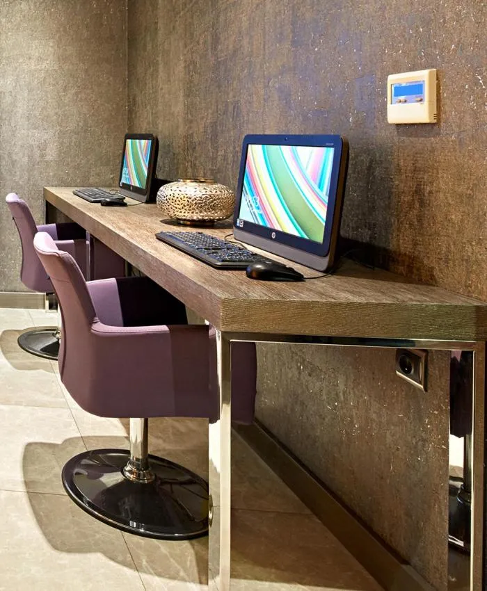 Communal lounge/ TV room in The New Hotel Zeybek