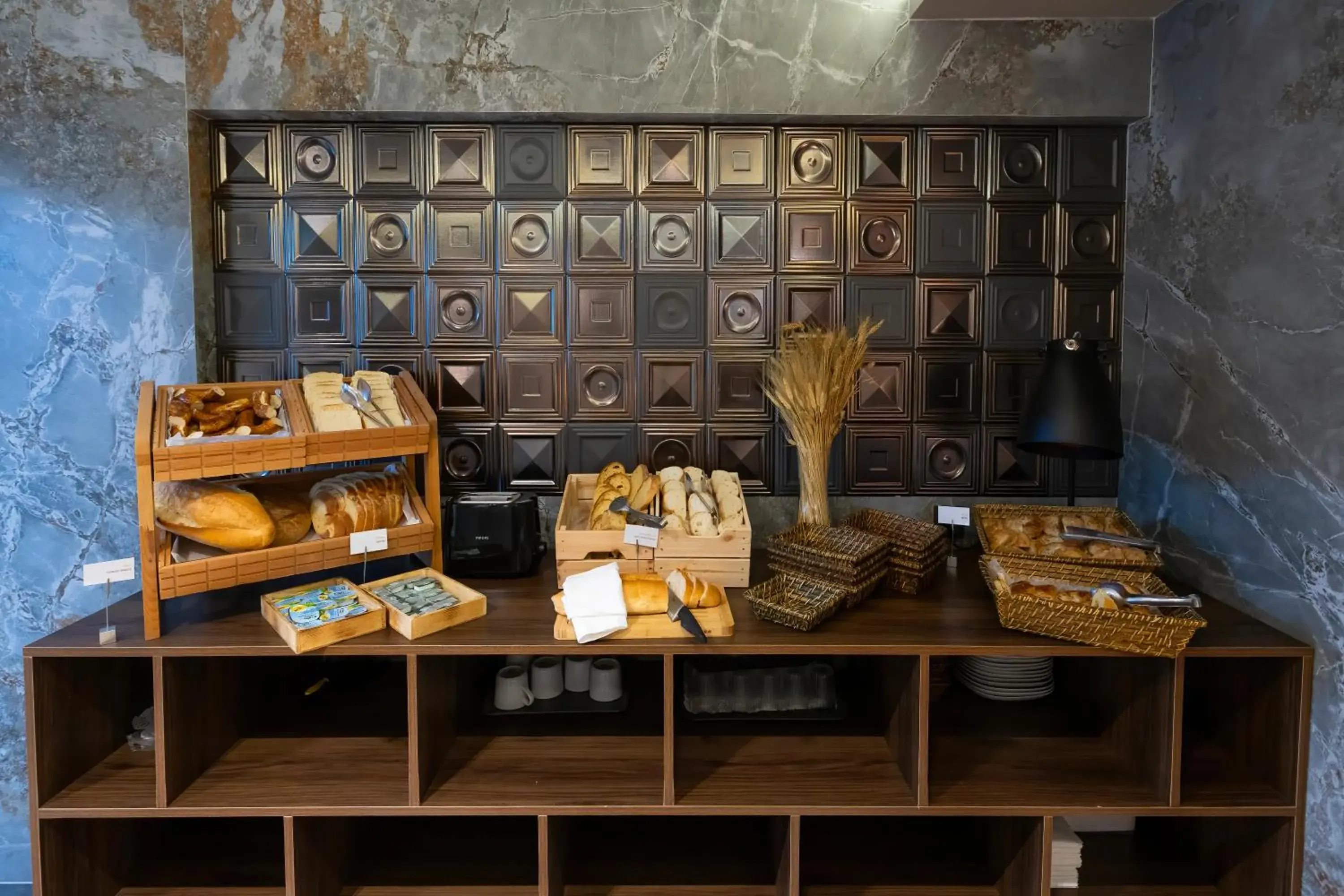 Restaurant/places to eat in The New Hotel Zeybek Restaurant/places to eat in The New Hotel Zeybek