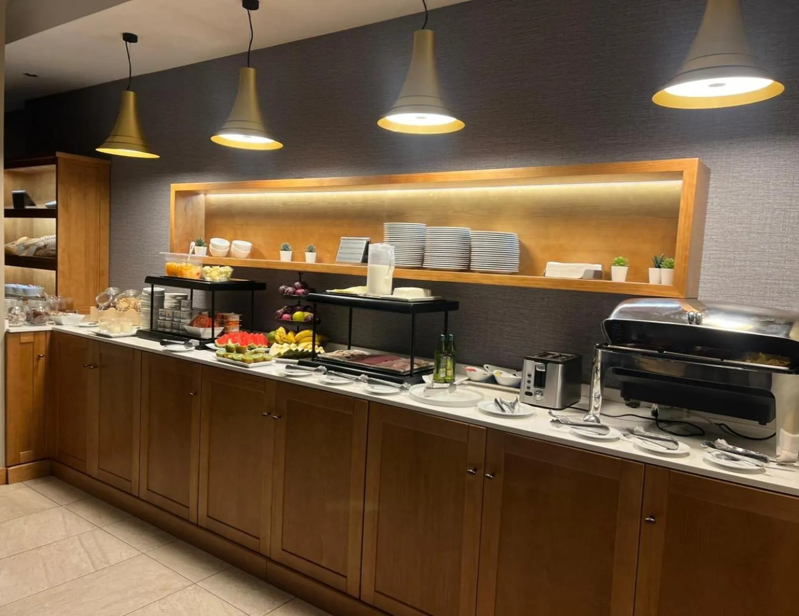 Buffet breakfast in Hotel Torre Del Conde