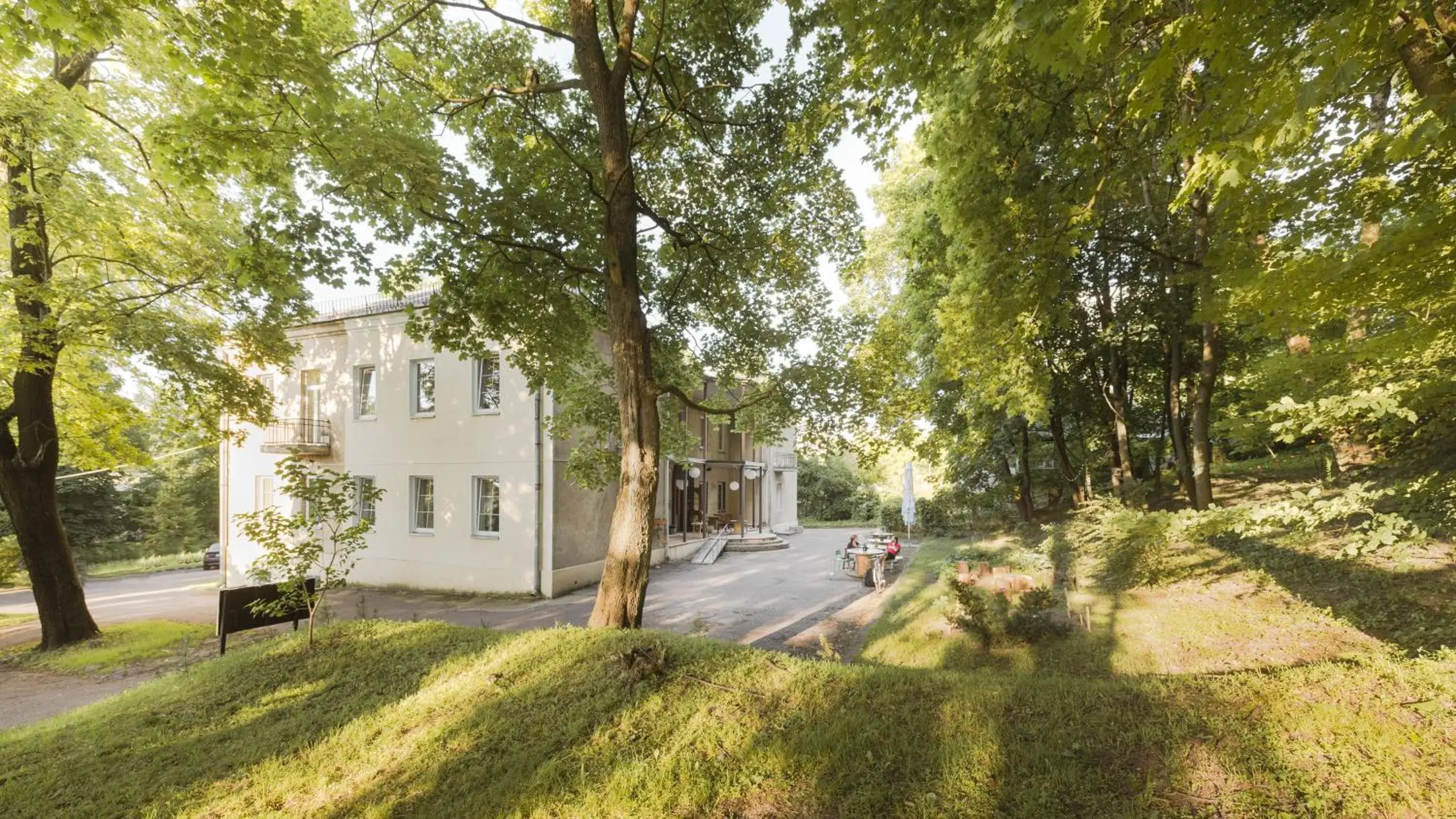 Property building in Downtown Forest Hostel & Camping Property building in Downtown Forest Hostel & Camping