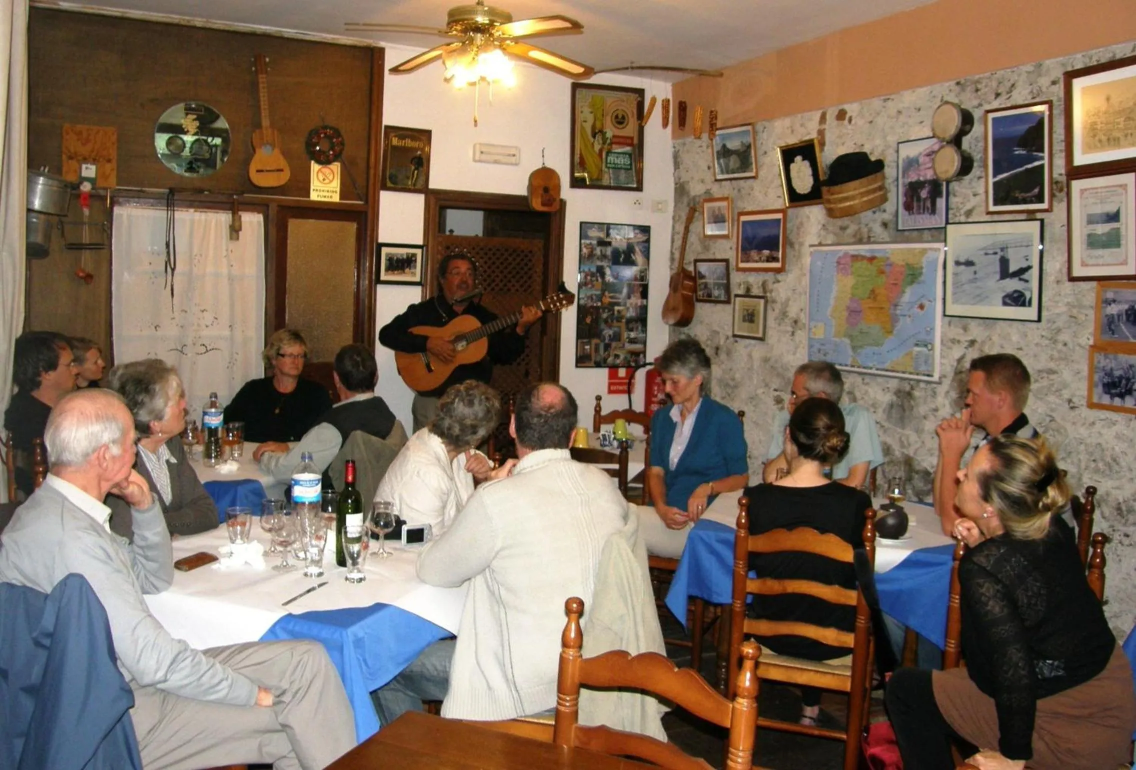 Restaurant/places to eat in Hotel Rural Villa de Hermigua