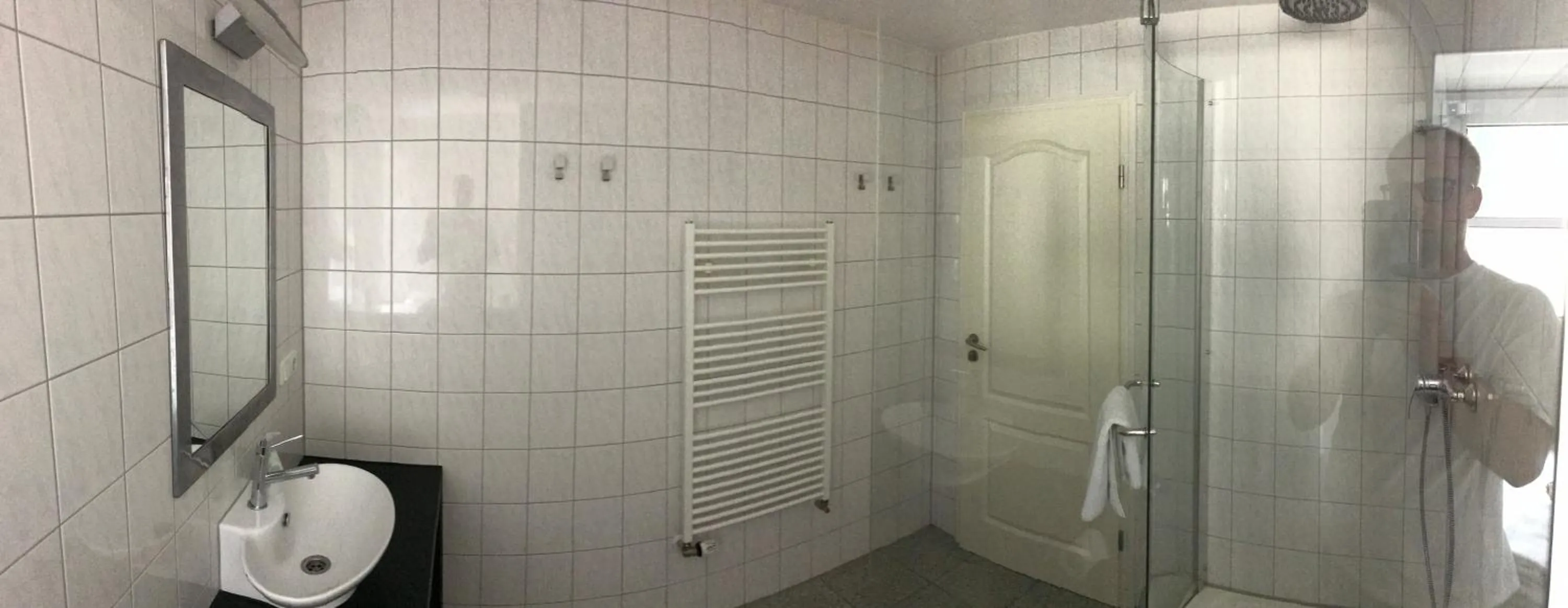 Bathroom in Landhotel Rangau Gasthof & Brennerei