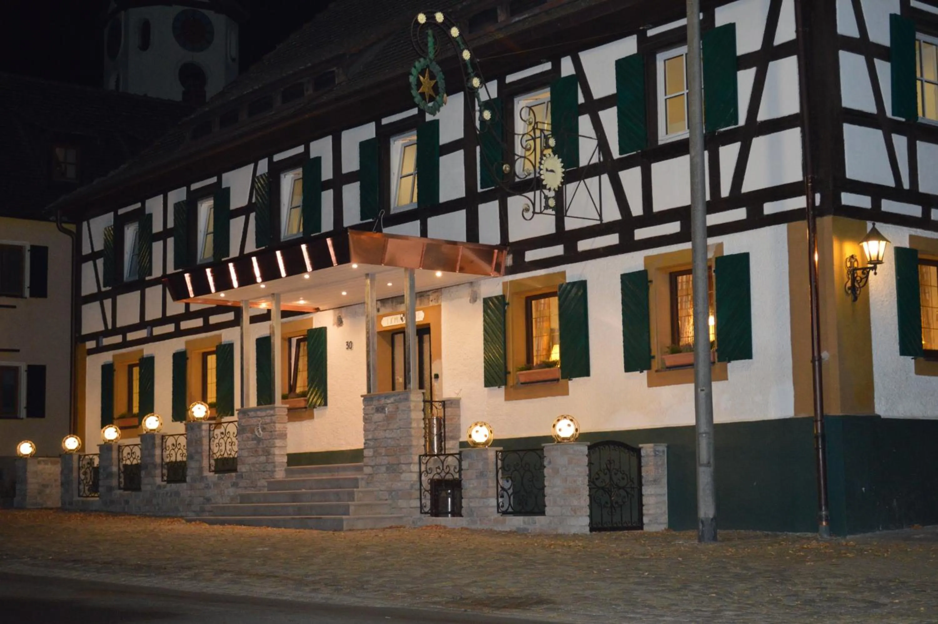 Property building in Landhotel Rangau Gasthof & Brennerei