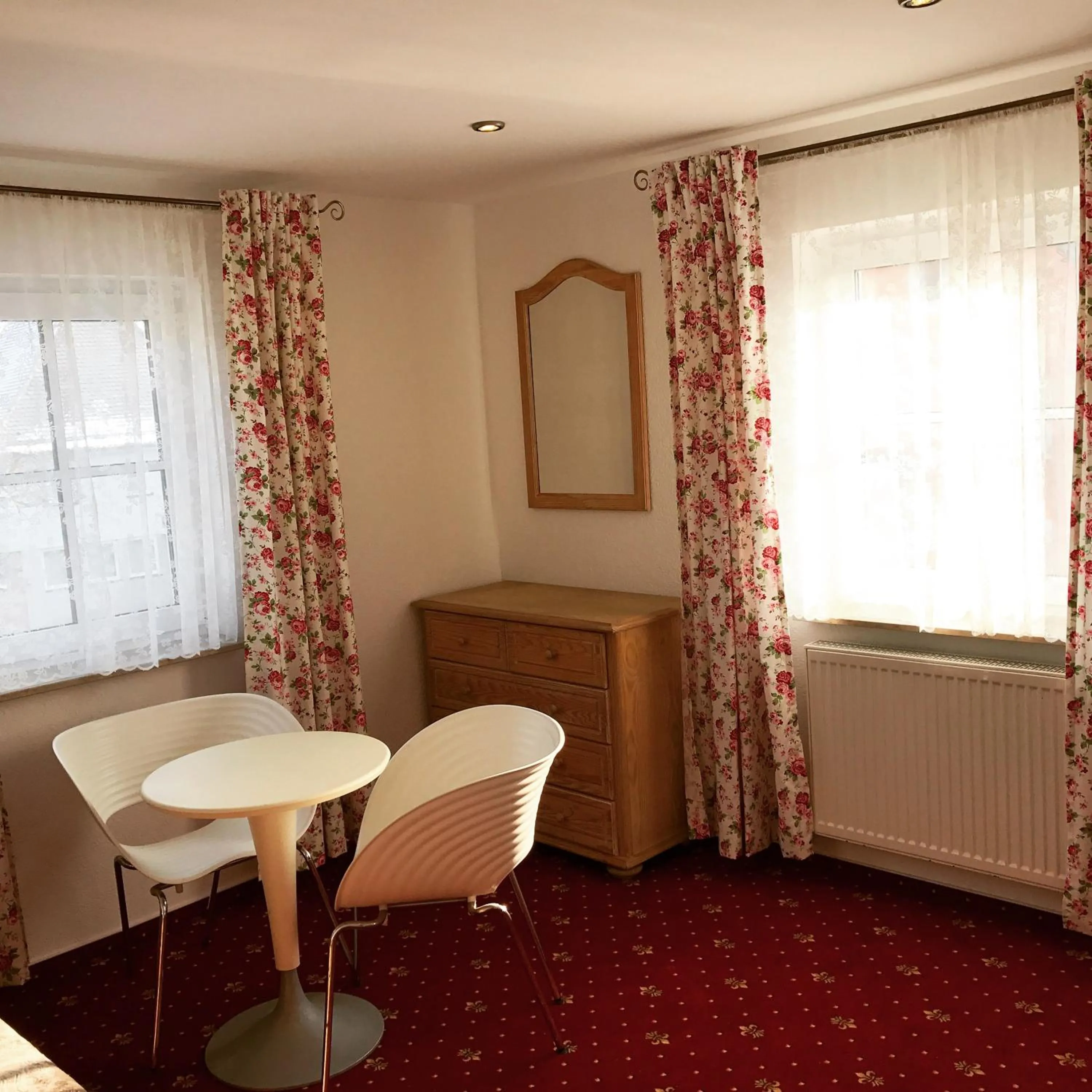 Living room in Landhotel Rangau Gasthof & Brennerei