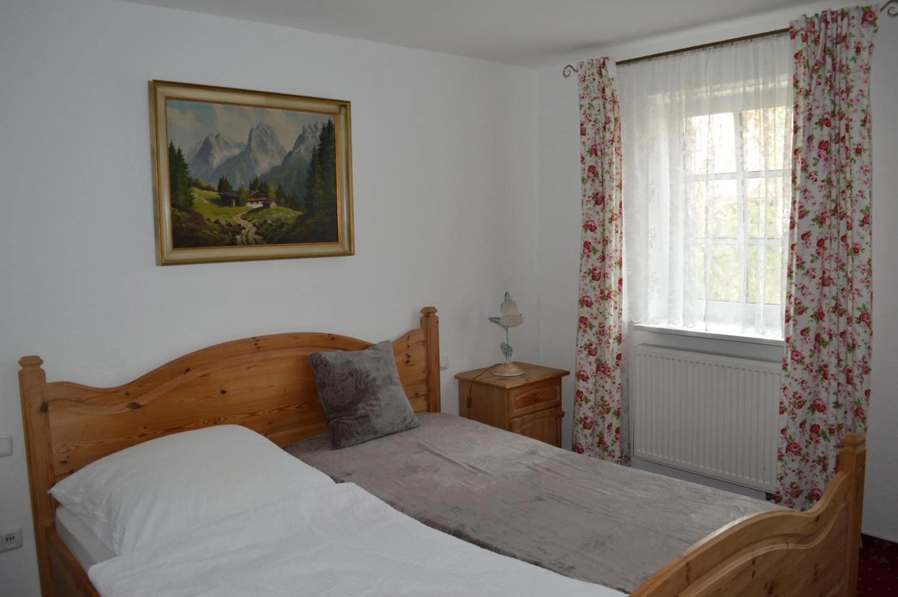 Photo of the whole room, Bed in Landhotel Rangau Gasthof & Brennerei