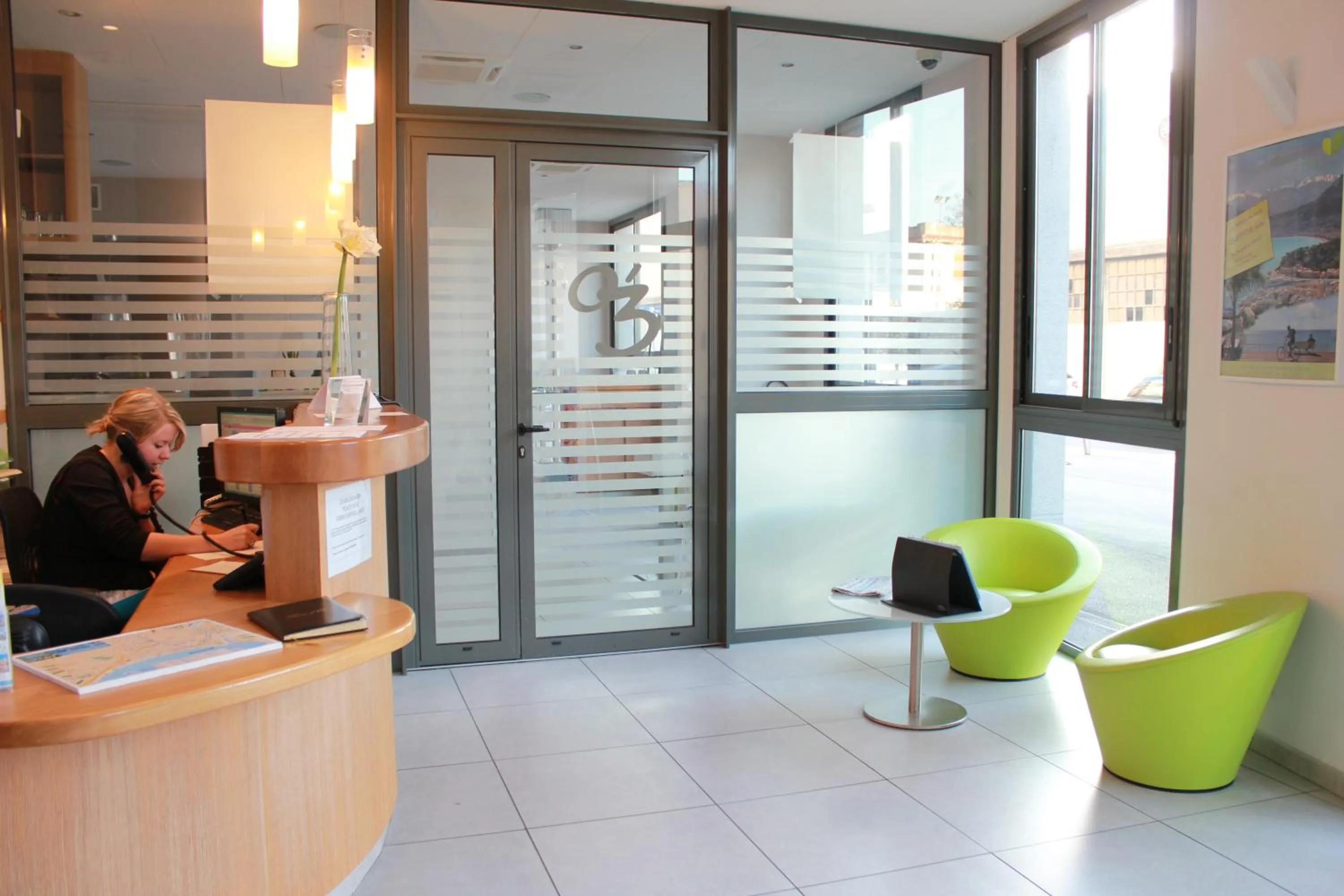 Lobby or reception in Esatitude Hotel