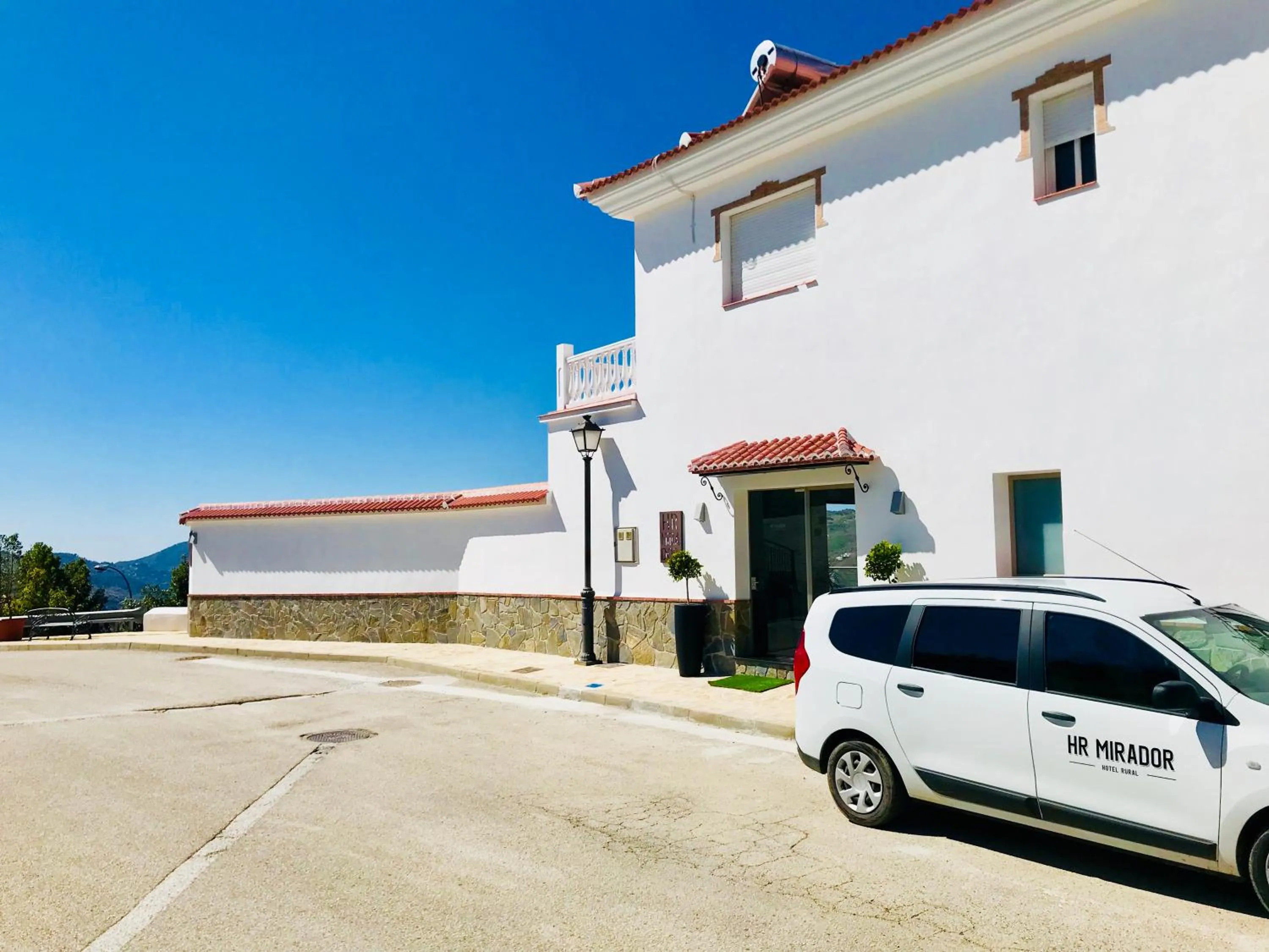 Property building in Hr Mirador
