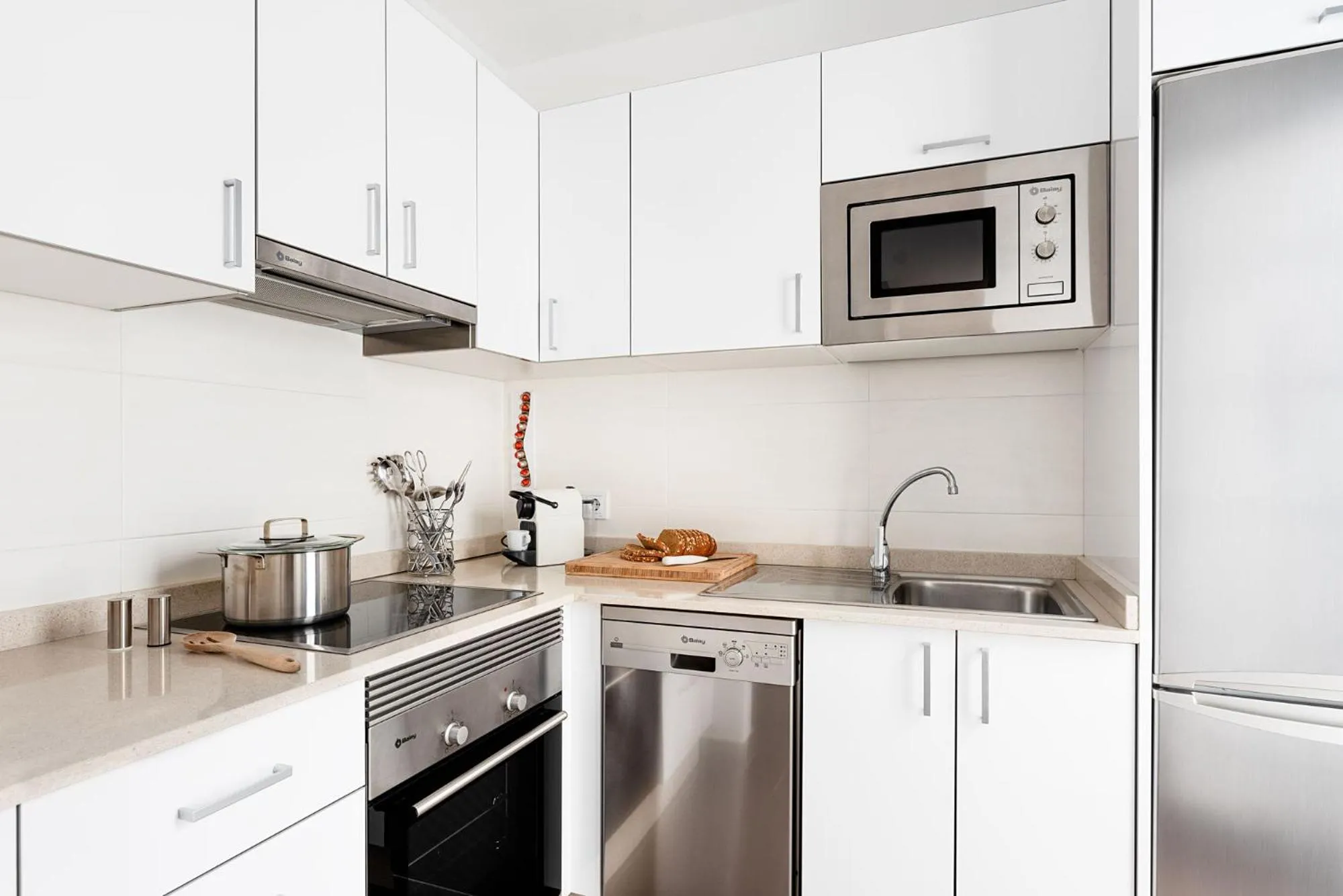 Kitchen or kitchenette in Villas de la Marina