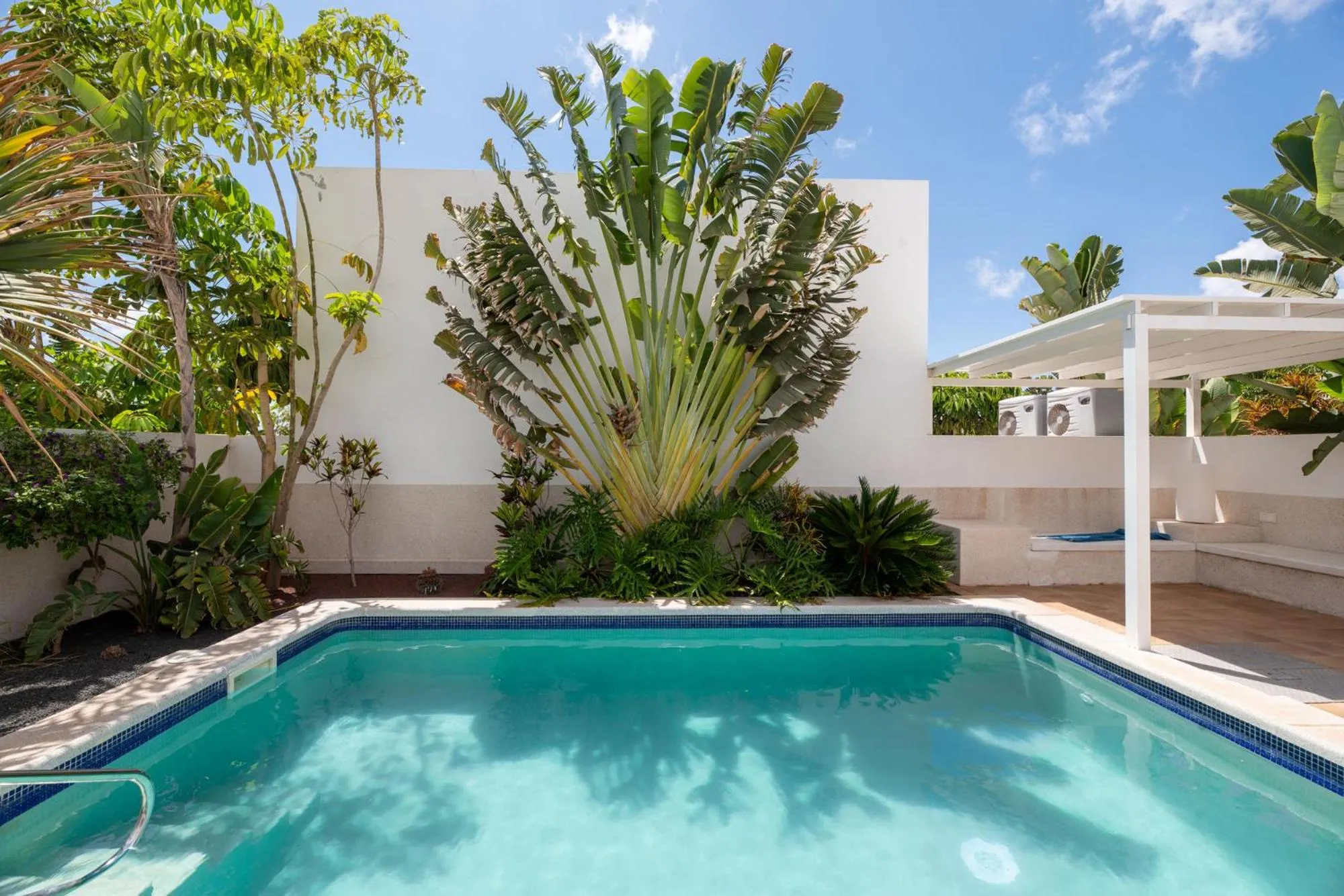 Pool view in Villas de la Marina