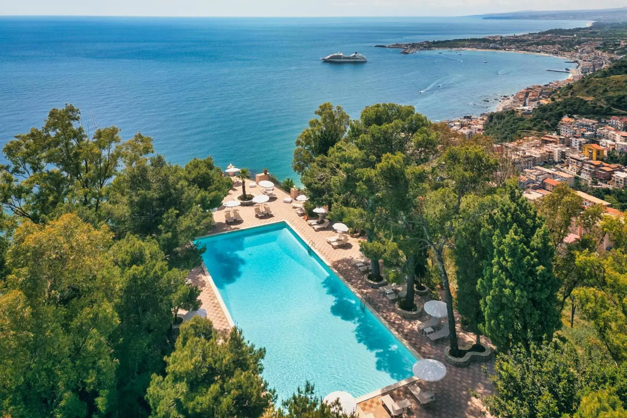 Bird's eye view in Excelsior Palace Hotel Bird's eye view in Excelsior Palace Hotel